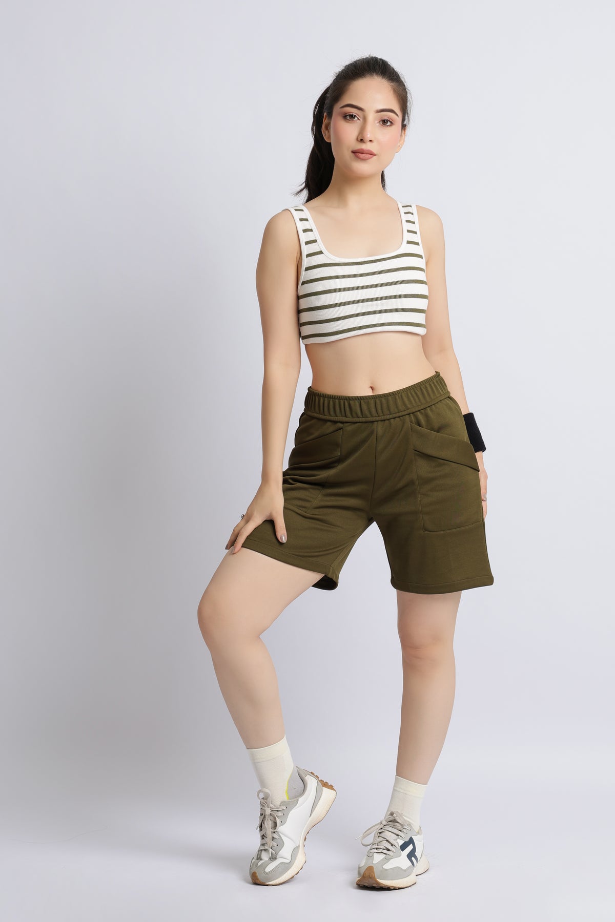 Olive active relax shorts