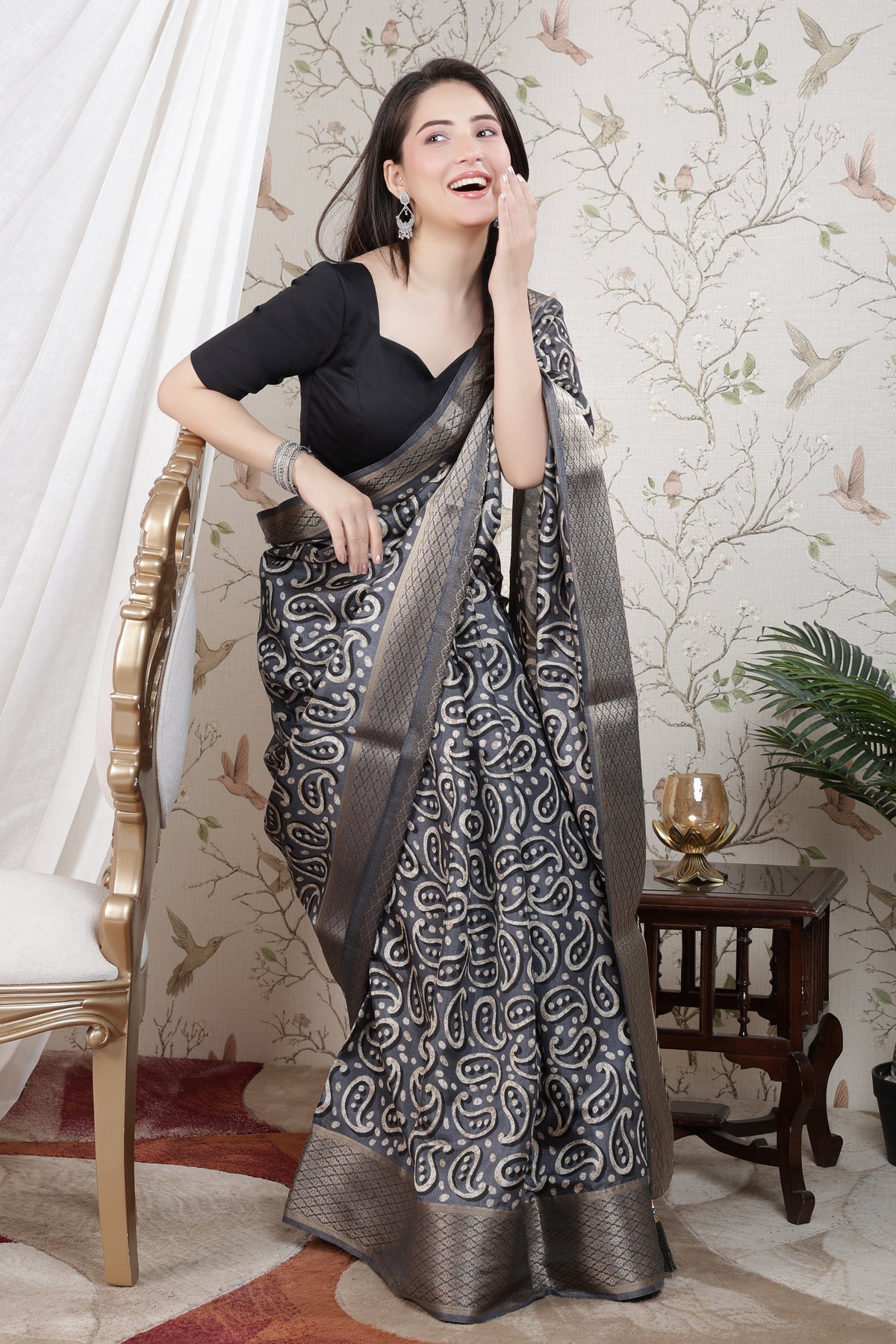 Black sweetheart neck cotton blouse made from premium cotton
