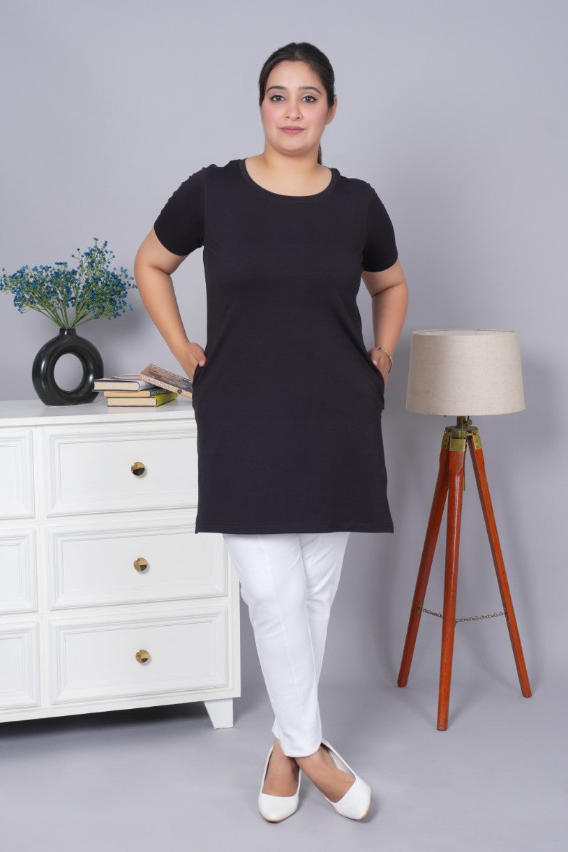 Black long round neck cotton lycra t-shirt with pockets