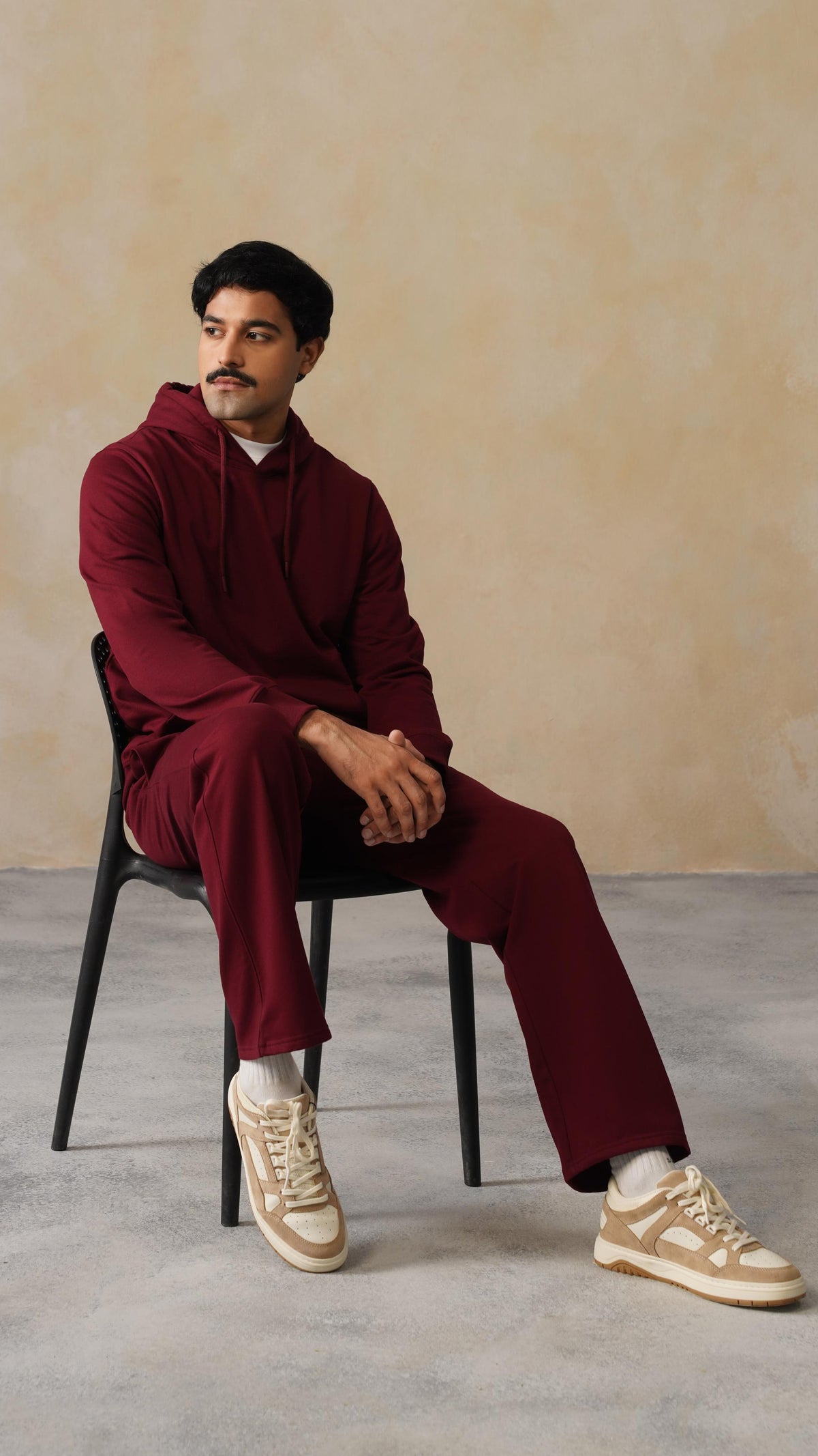 Men wine Winter hoodies with pocket with ultimate comfort