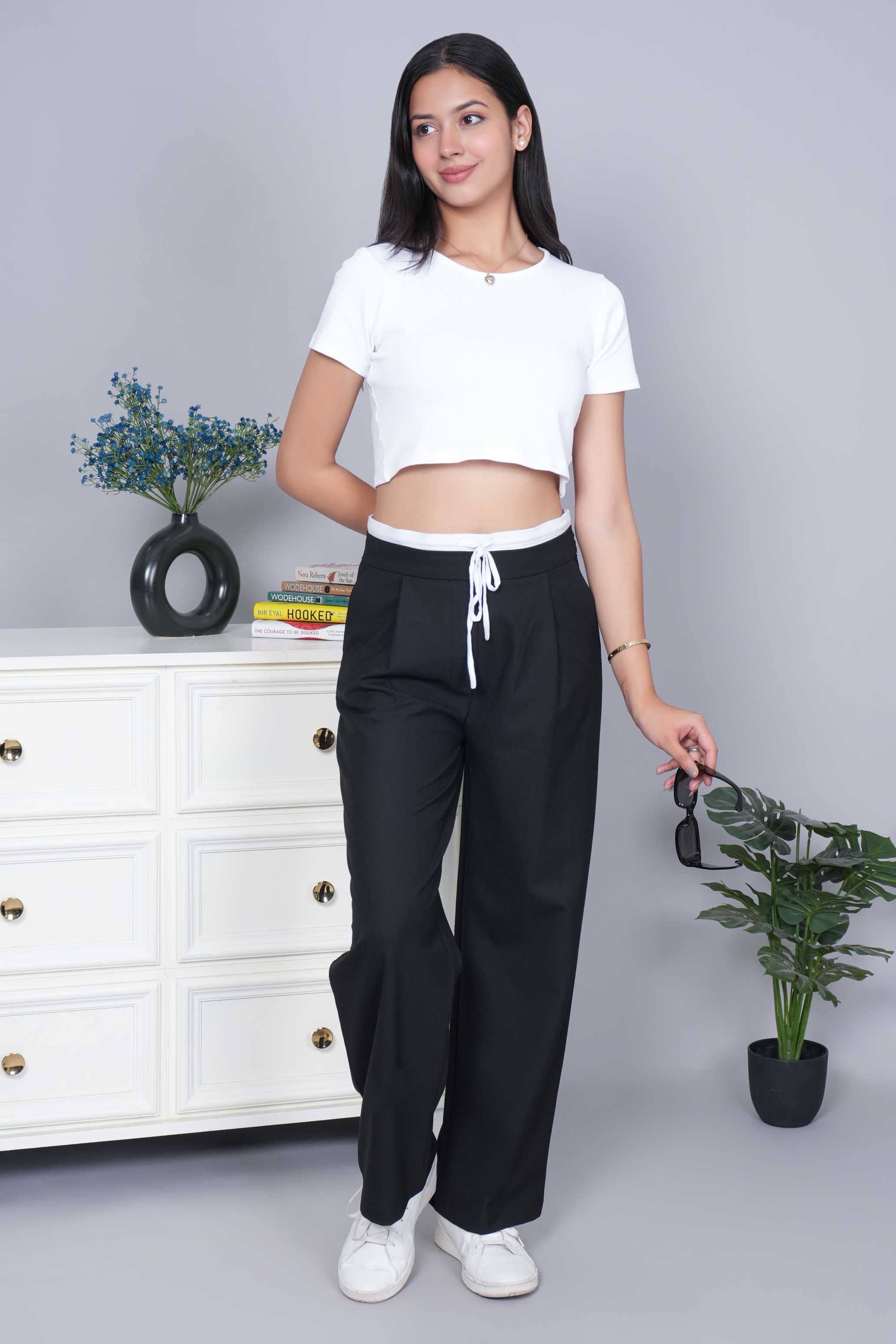Black high waist belted trouser with spandex