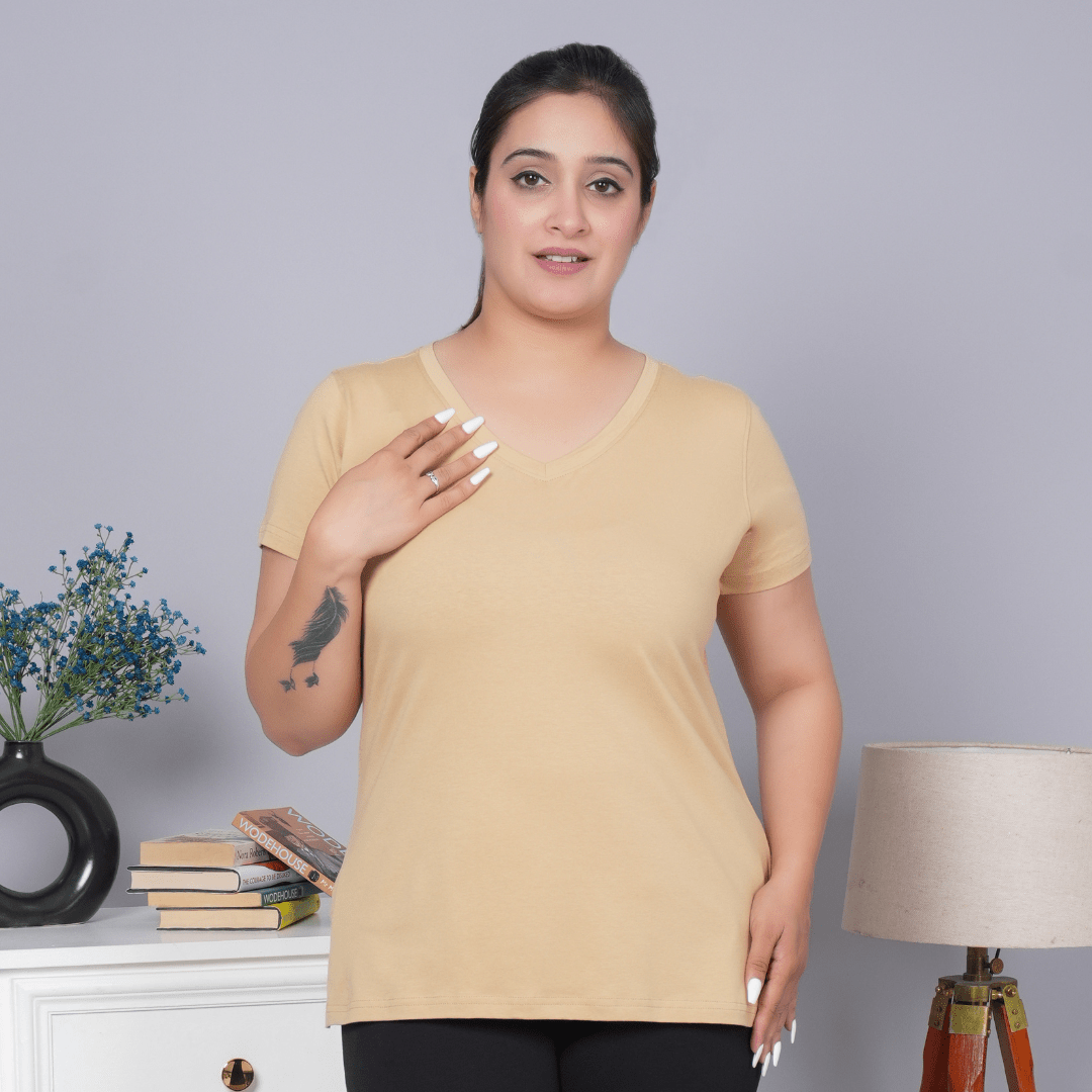 Beige v neck cotton t-shirt with pockets - Long cotton v neck t-shirt