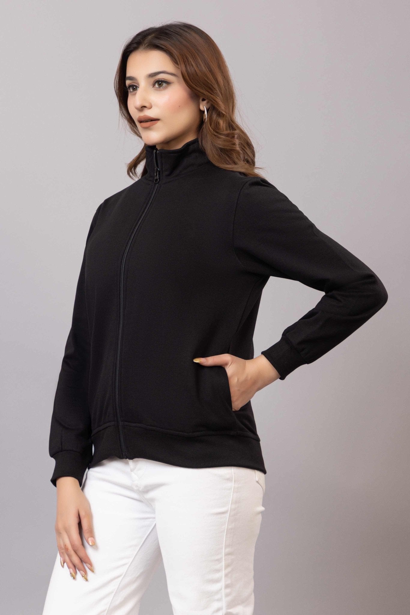 Black winter warm sweatshirt with ultimate comfort - Winter sweatshirt