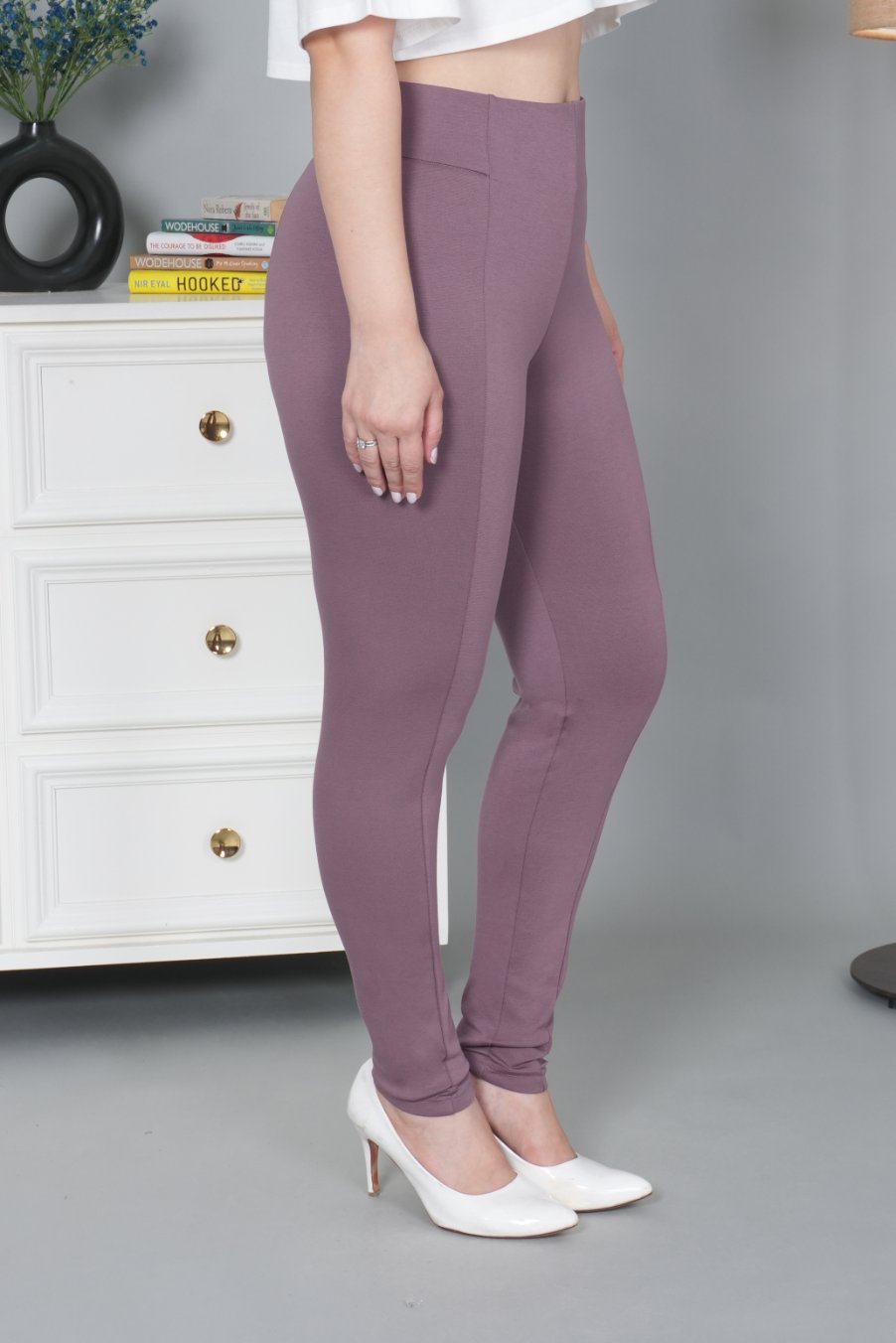 Lovely lavender stretchable biowash USA HQ cotton jegging pant with superior elastic belt. - Milano jegging pants
