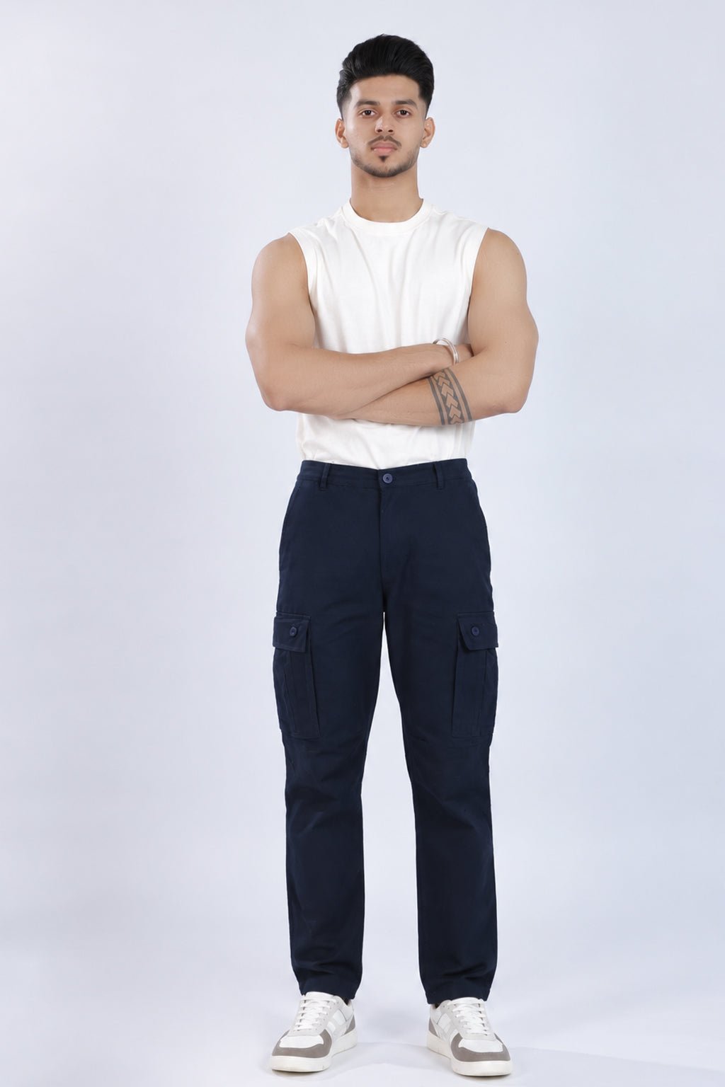 Navy stretchable biowash HQ cotton travel cargo bottom with superior elastic belt. -Travel Cargo Pants