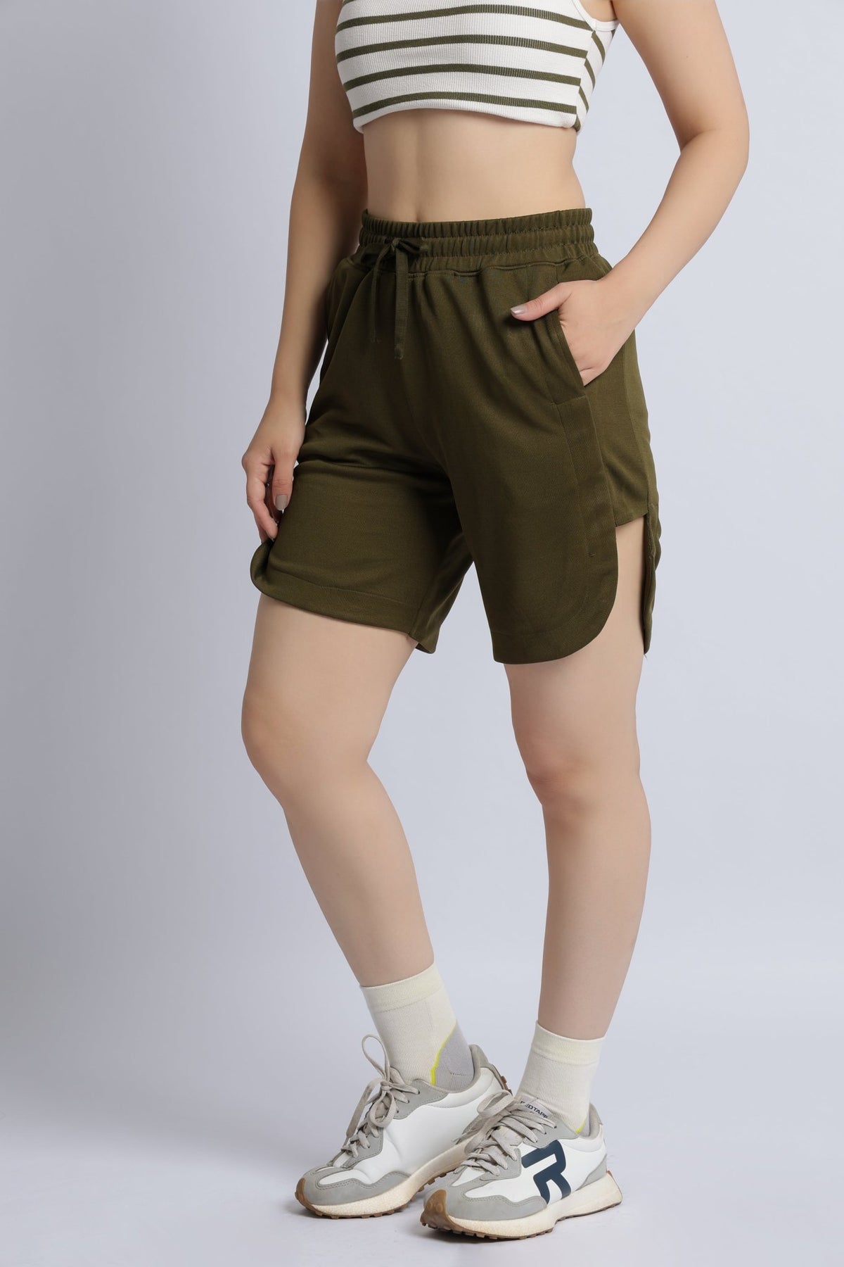 Olive active easymove shorts -Active easymove shorts