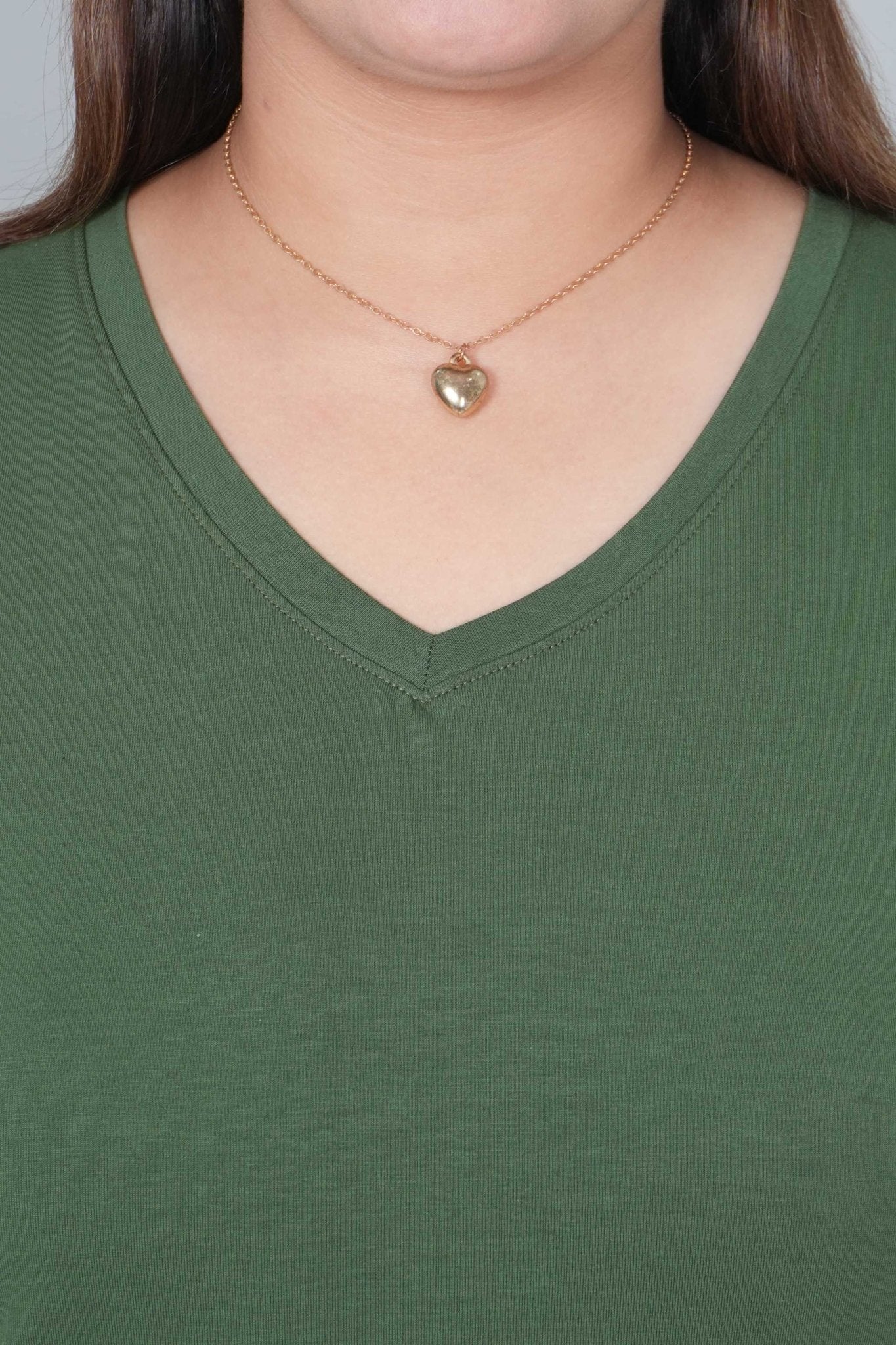 Olive long v neck cotton lycra t-shirt with pockets - Long cotton t-shirt