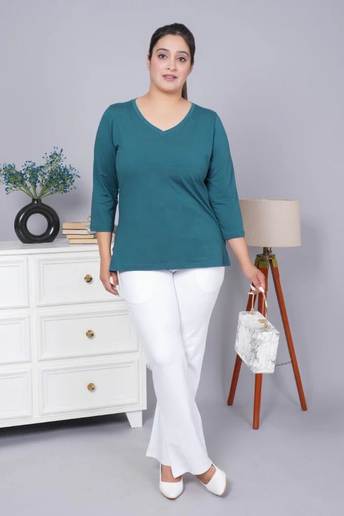 V - neck 3/4 sleeve t-shirt - Medium