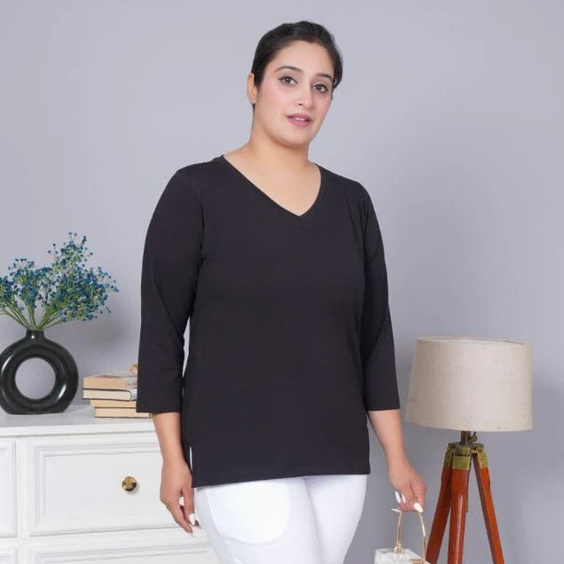 V - neck 3/4 sleeve t-shirt - Medium