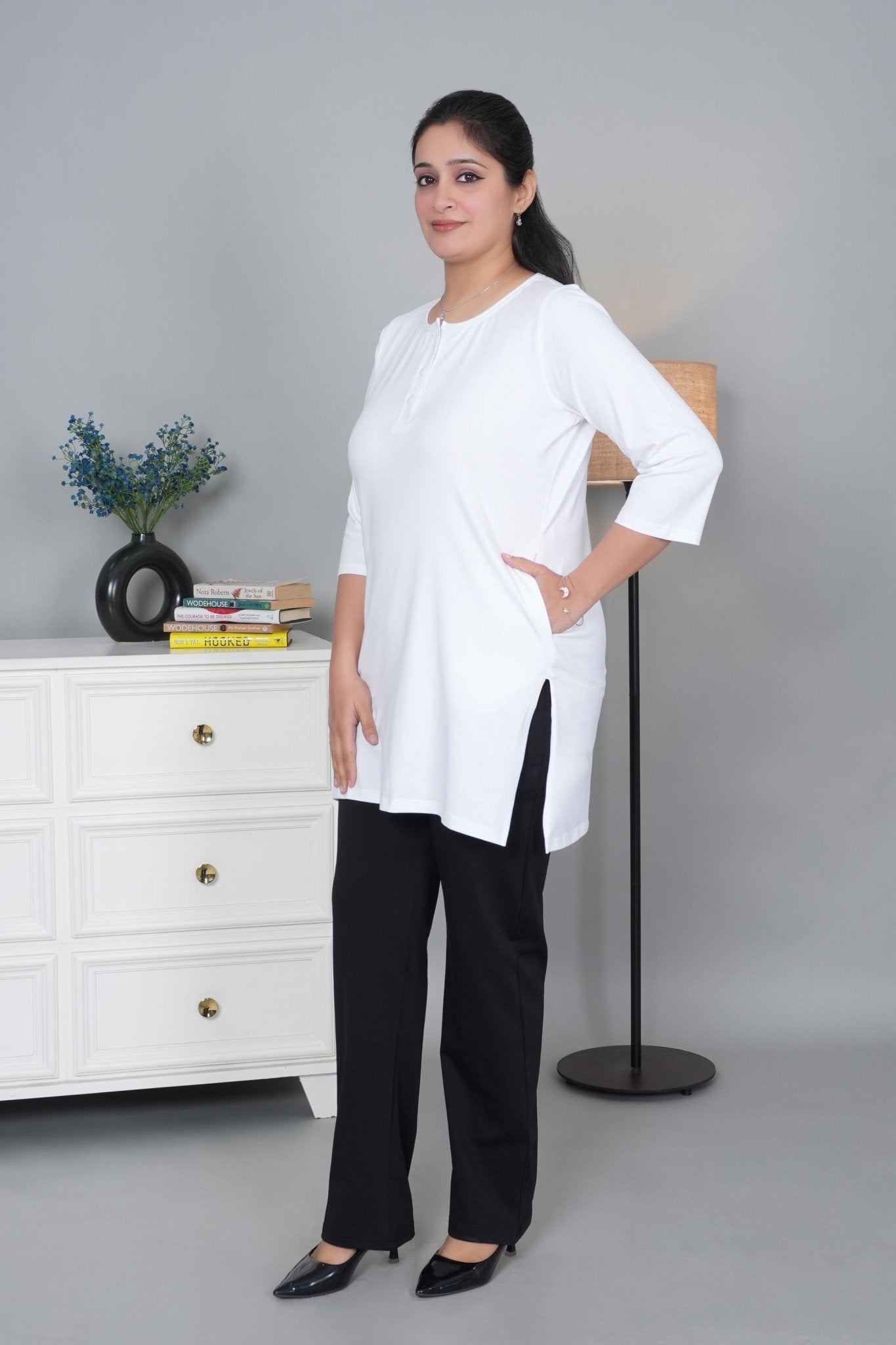 White long round neck henley cotton lycra t-shirt with pockets - Long cotton t-shirt