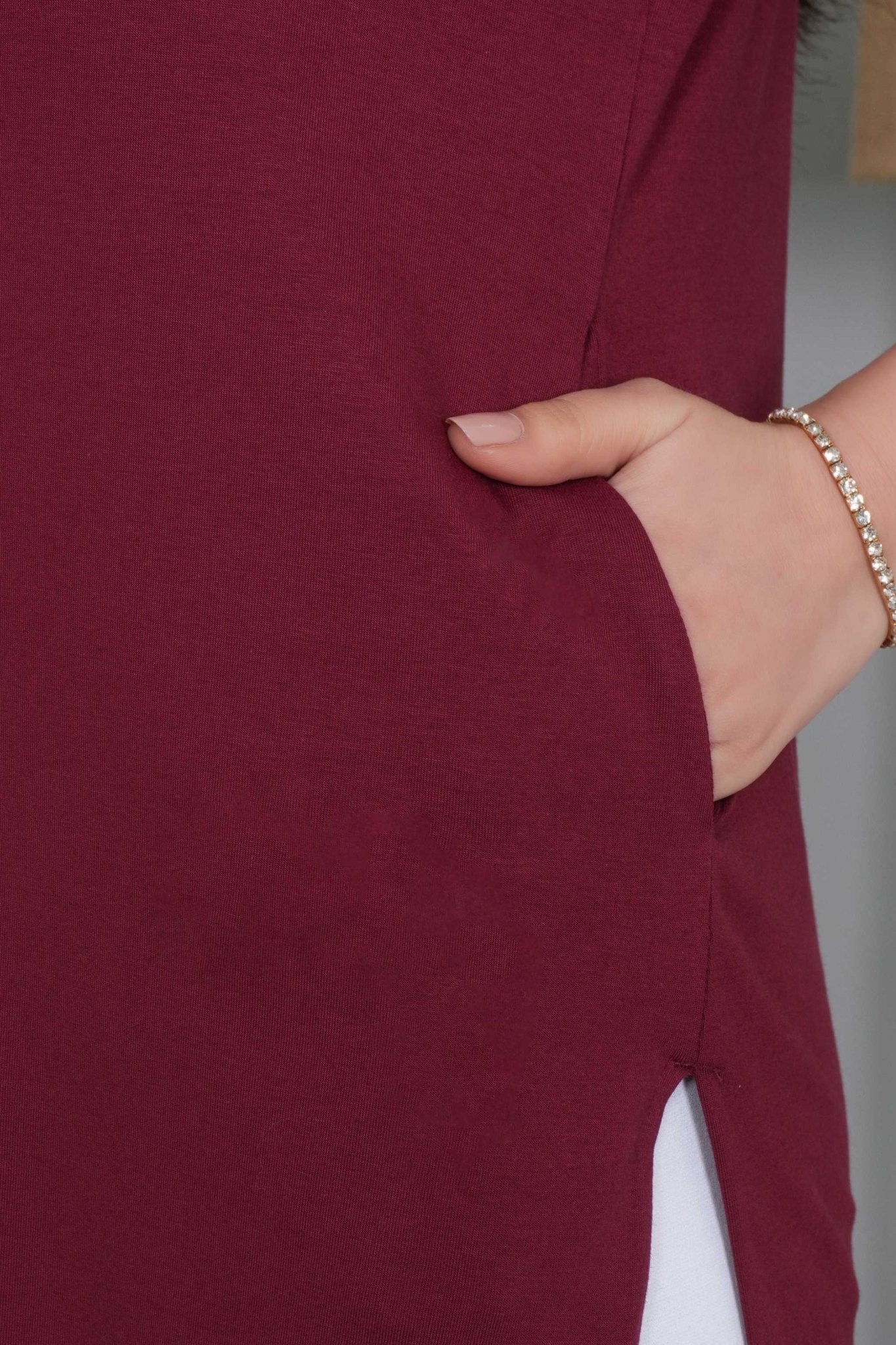 Wine long round neck henley cotton lycra t-shirt with pockets - Long cotton t-shirt