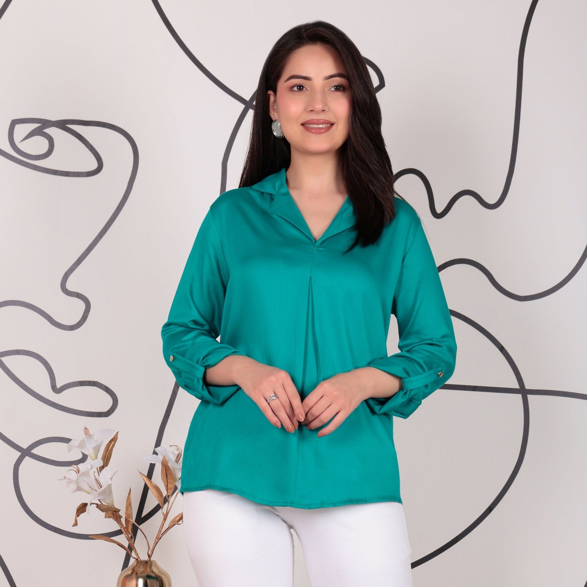 Lapel collar satin top - Mlada