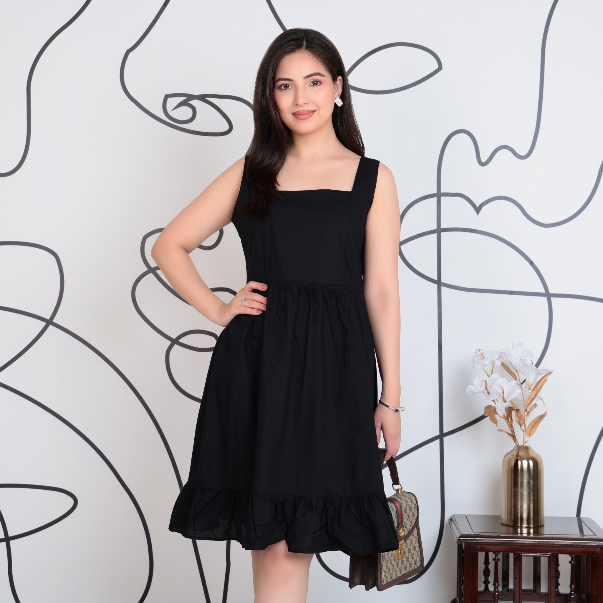 Square neck strap dress - Mlada