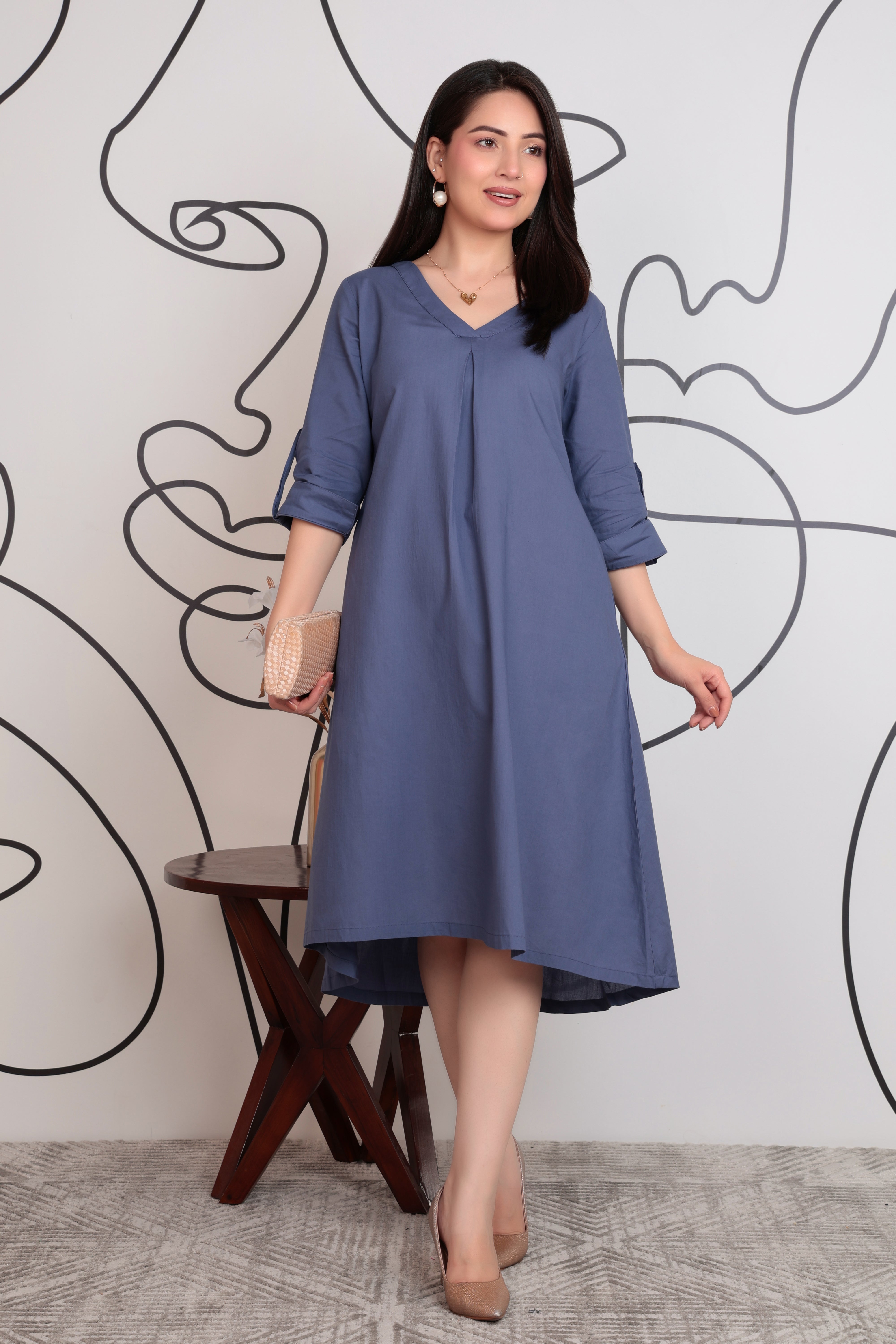 Grey v-neck pleated dress with sleeves [100% pure cotton]