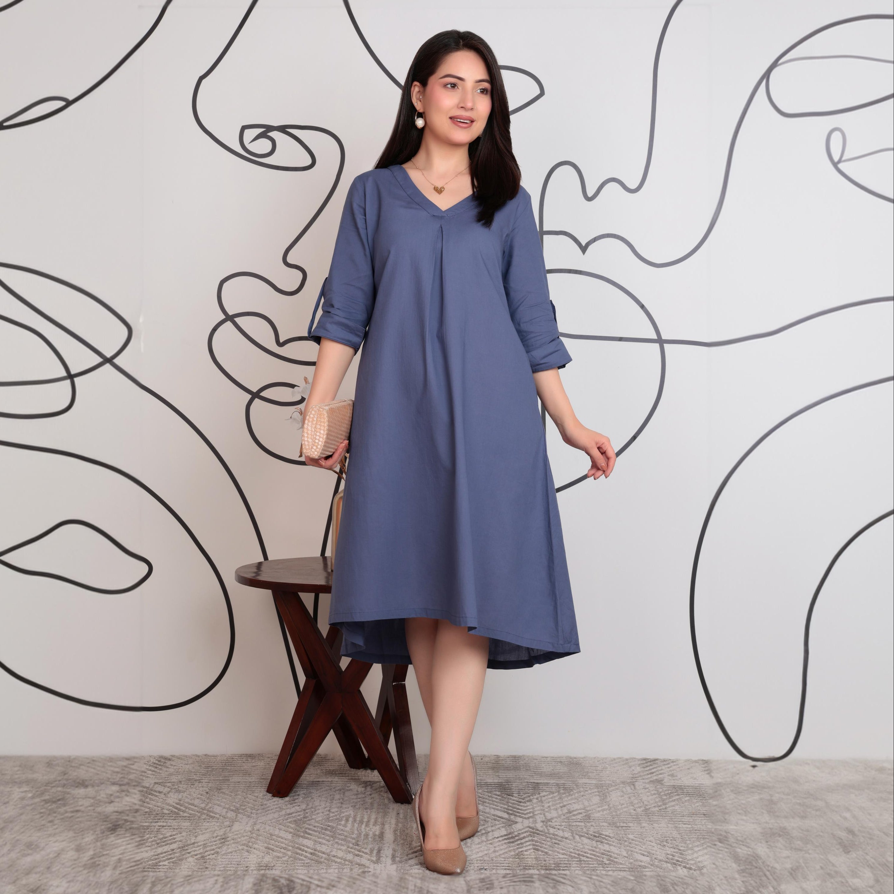 Grey v-neck pleated dress with sleeves [100% pure cotton]