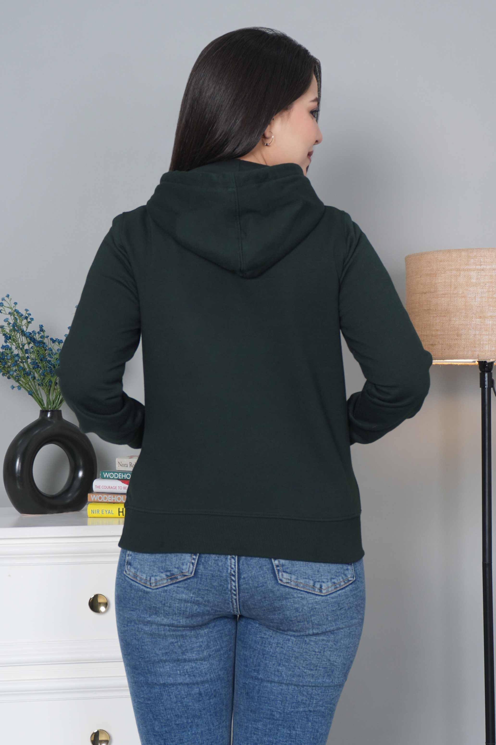Dark green winter warm hoodies without zip with ultimate comfort