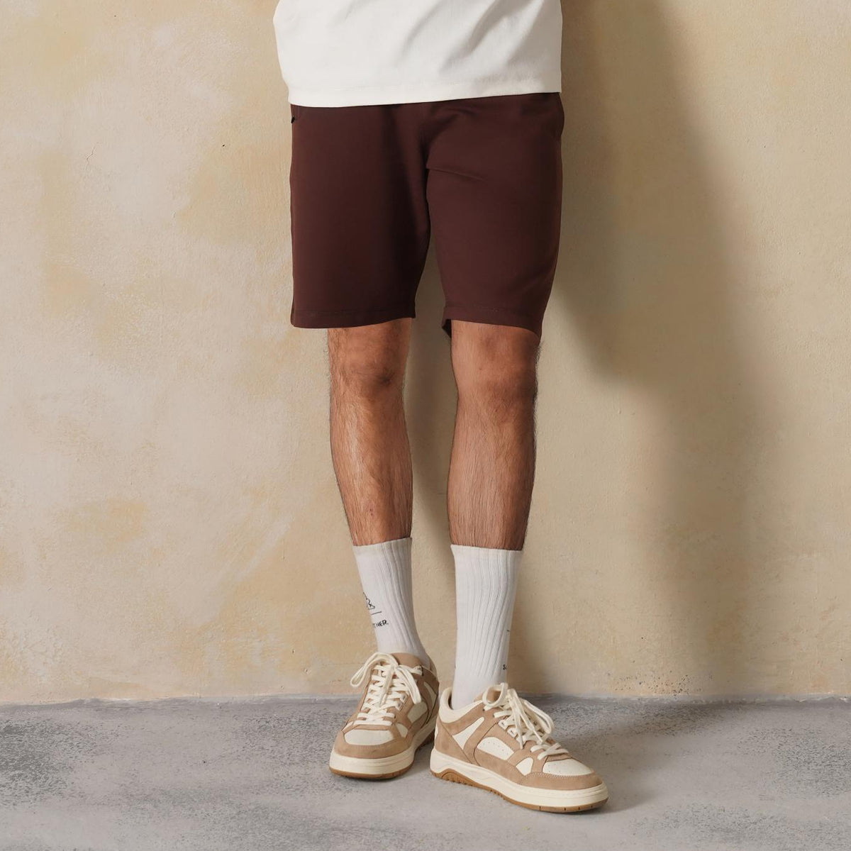 Men mocha all day shorts with extra comfort. [100% Cotton Lycra]
