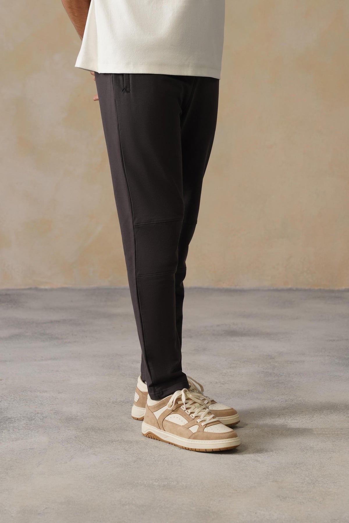 Men charcoal all day bottom with extra comfort. [100% Cotton Lycra]