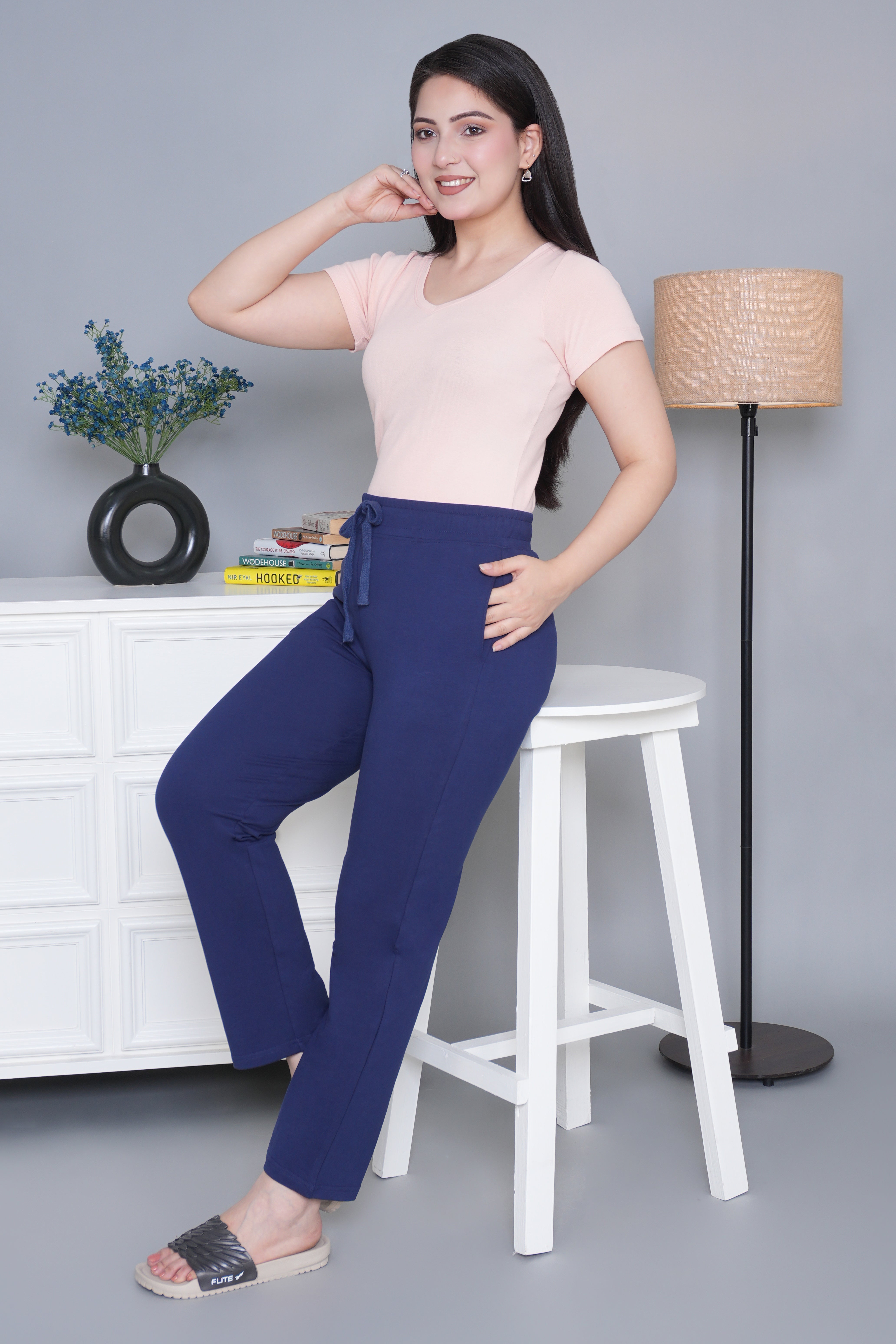 Navy all day home pants with extra comfort. [100% Cotton Lycra]