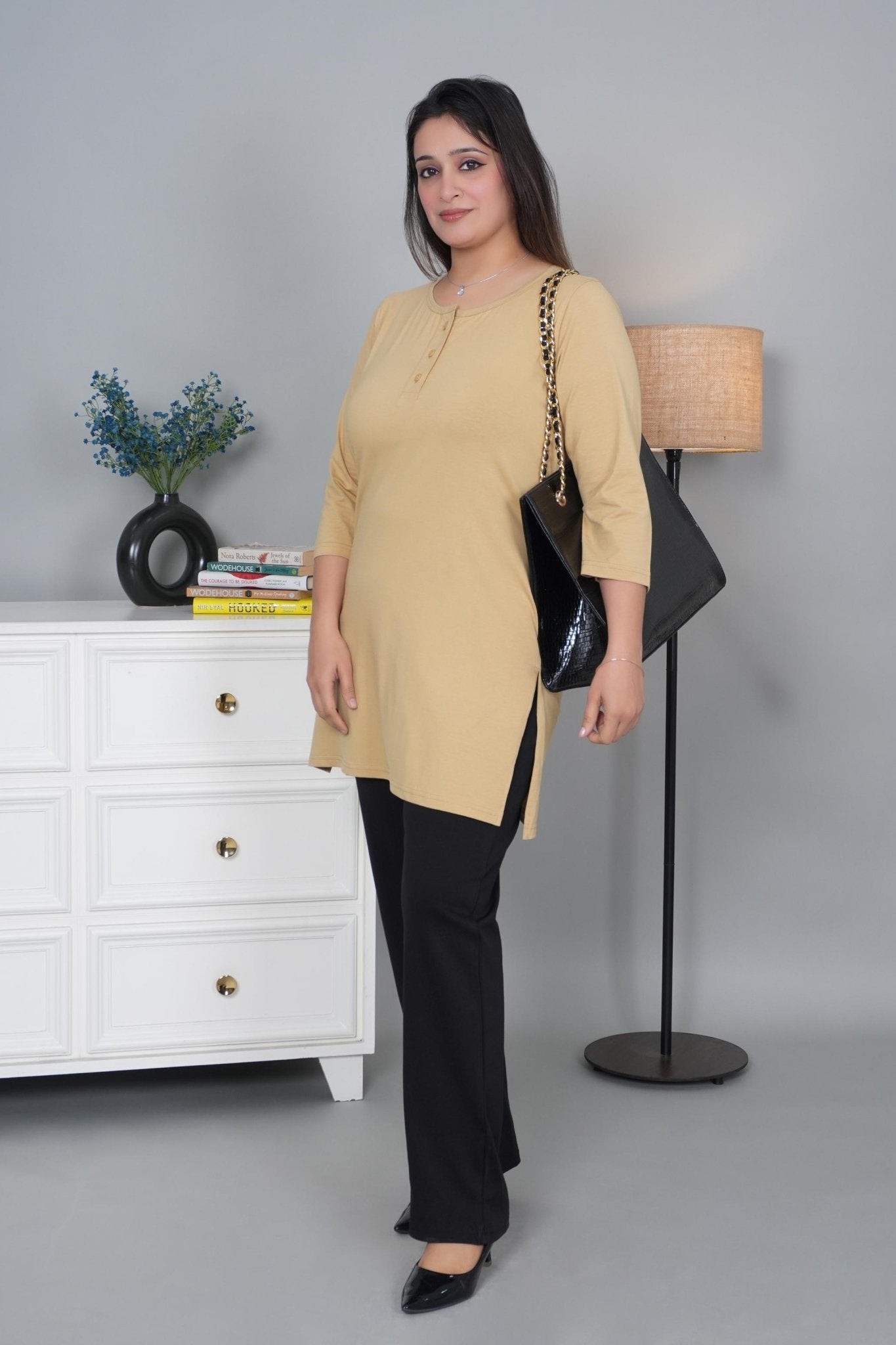 Beige long round neck henley cotton lycra t-shirt with pockets - Long cotton t-shirt