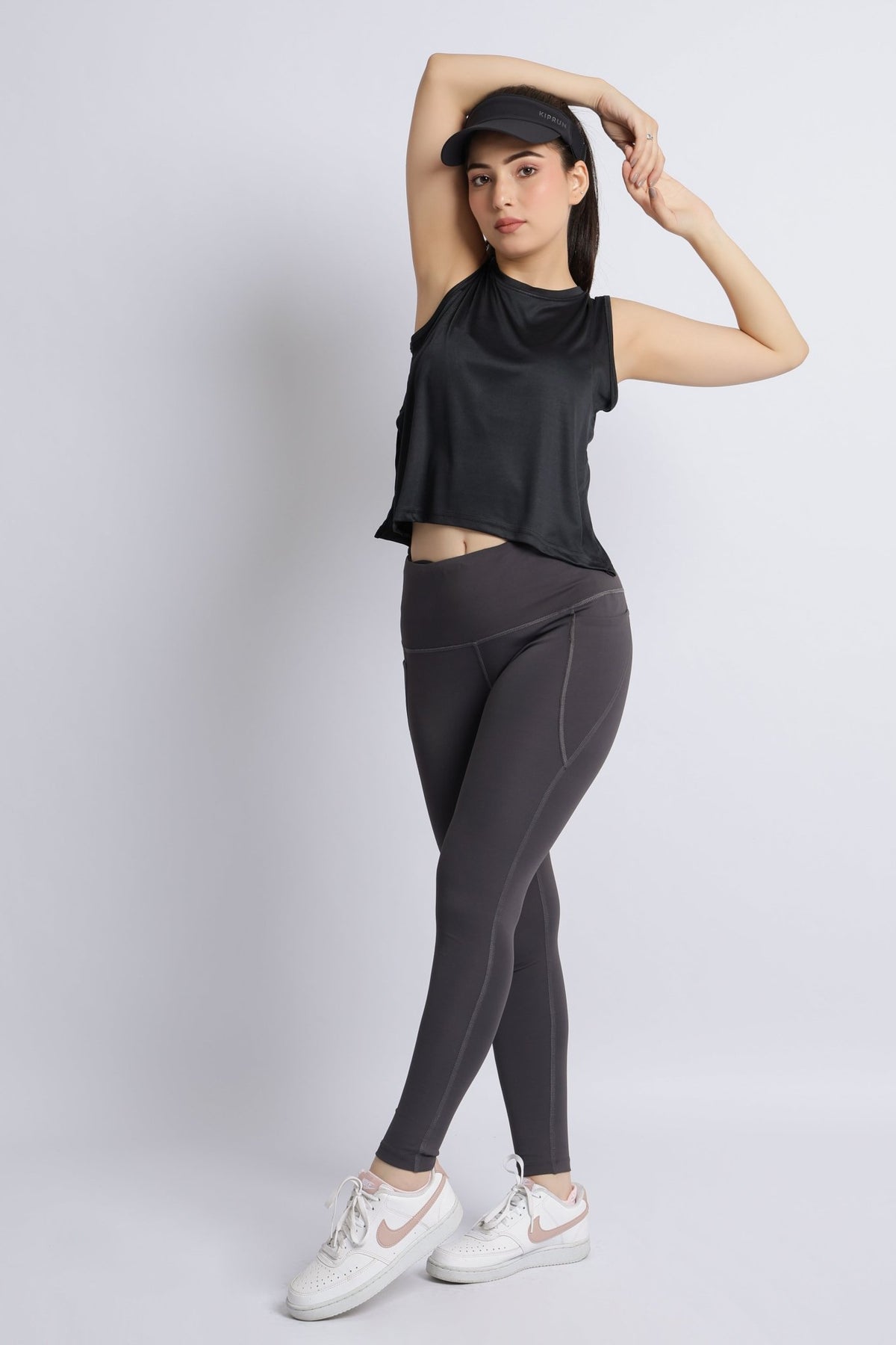 Black active crop slit vest -Active crop slit vest