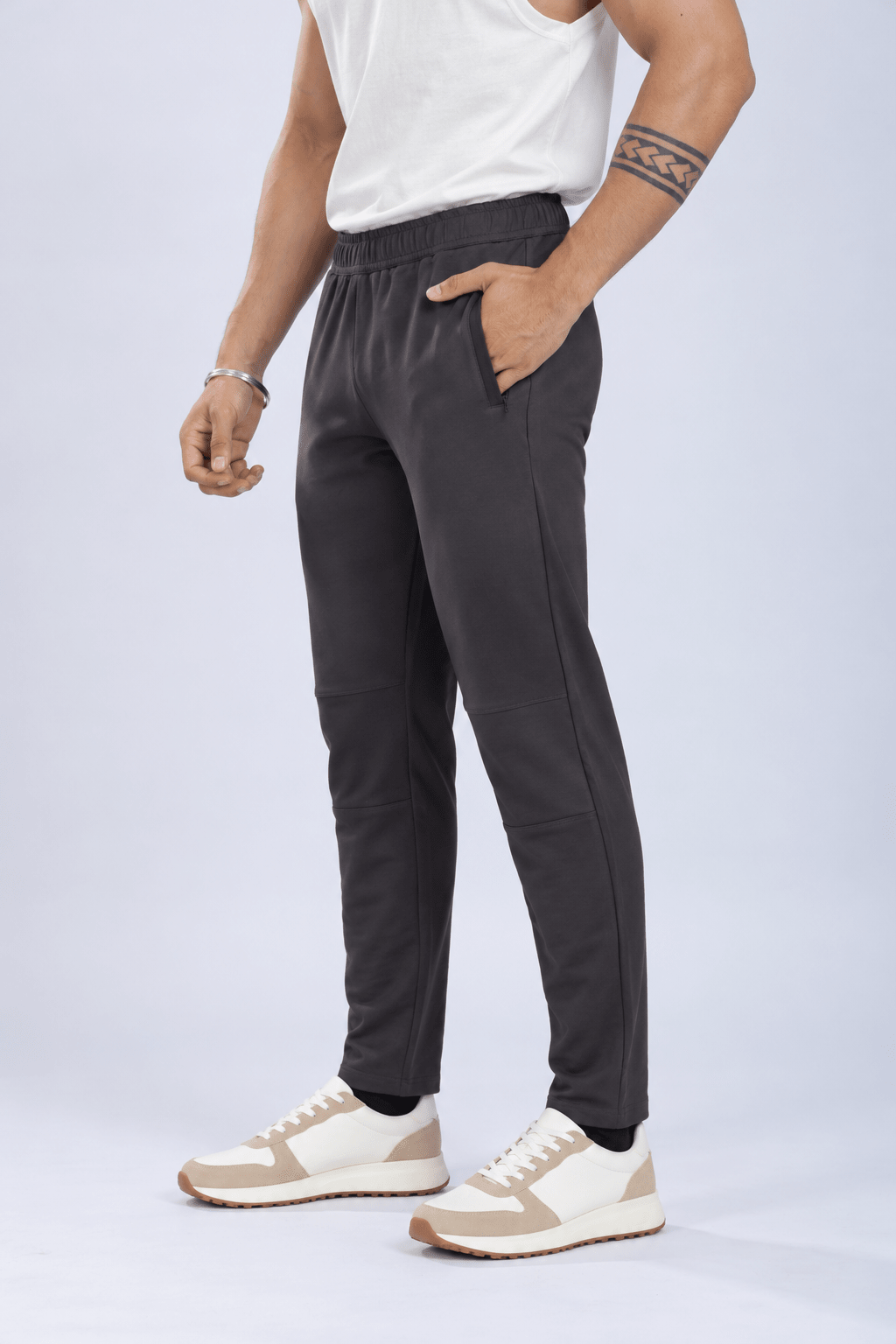 Black all day bottom with extra comfort. [100% Cotton Lycra] -