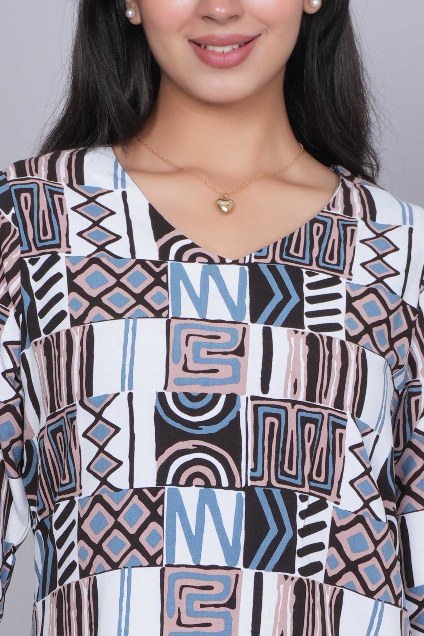 Black sweet heart neck printed rayon flare top [100% Rayon] - Printed sweet heart neck top