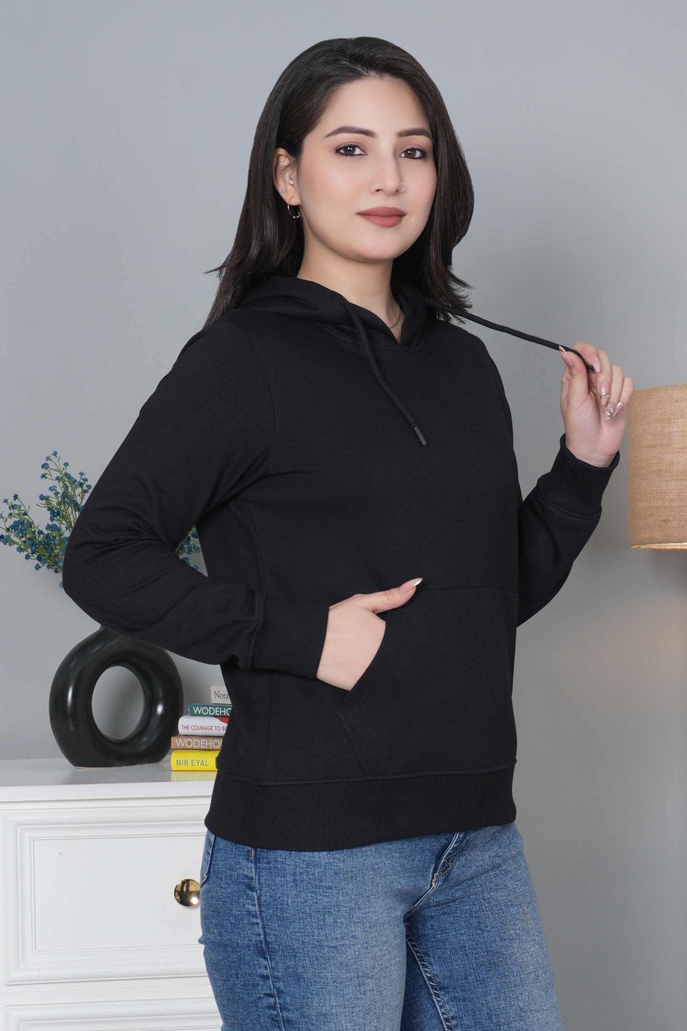 Black winter warm hoodies without zip with ultimate comfort - Winter hoodies