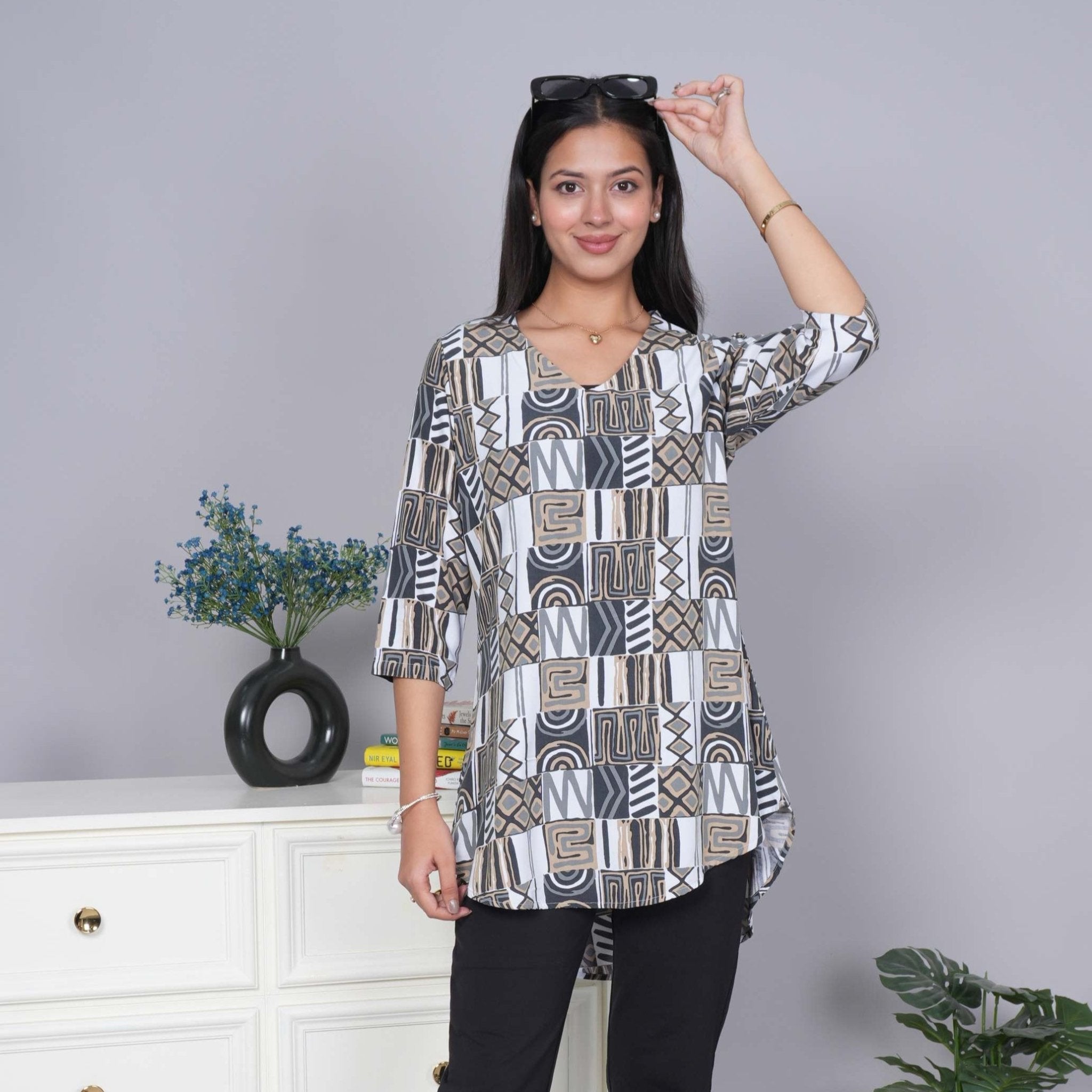 Dark green sweet heart neck printed rayon flare top [100% Rayon] - Printed sweet heart neck top