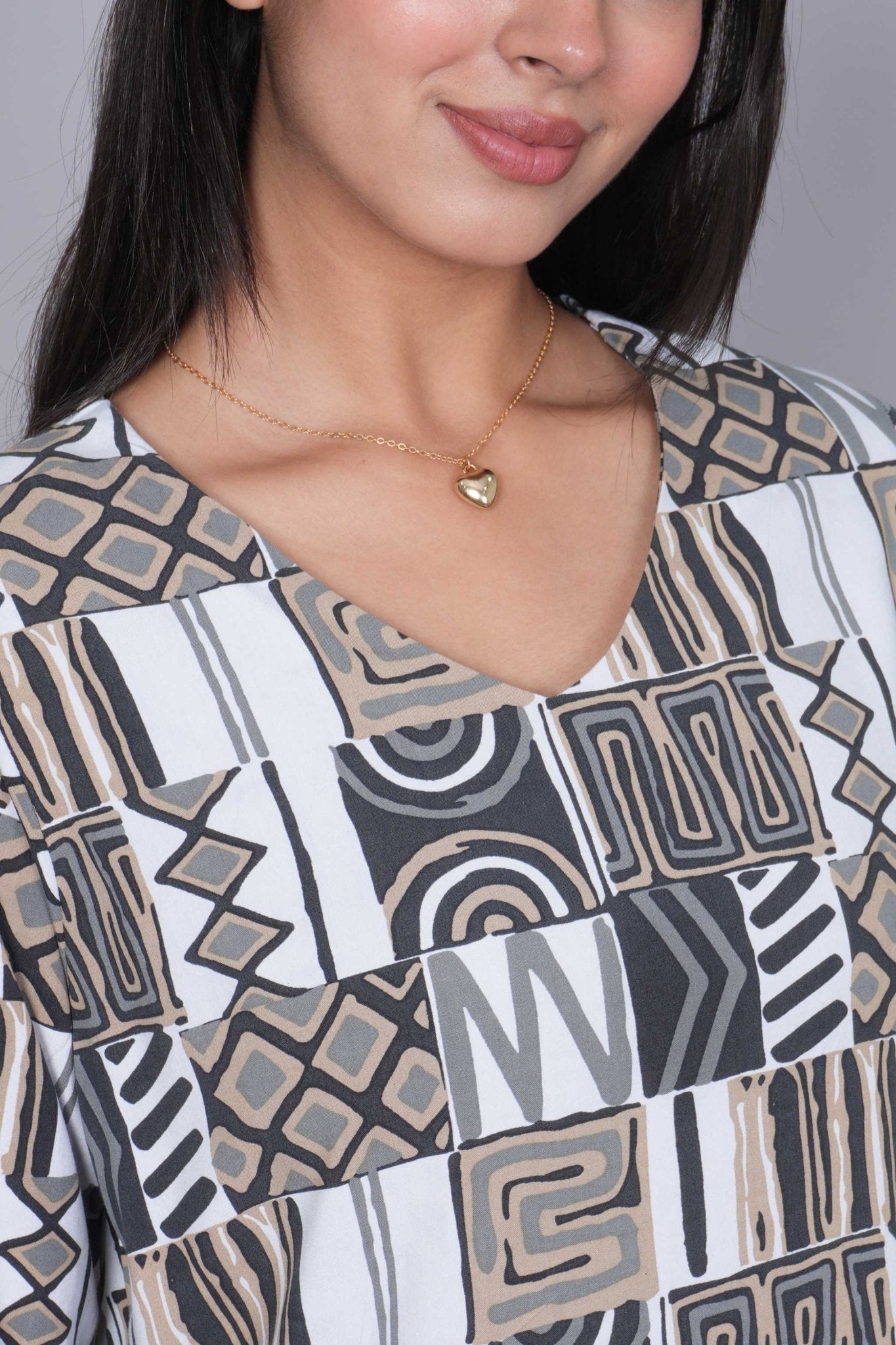 Dark green sweet heart neck printed rayon flare top [100% Rayon] - Printed sweet heart neck top