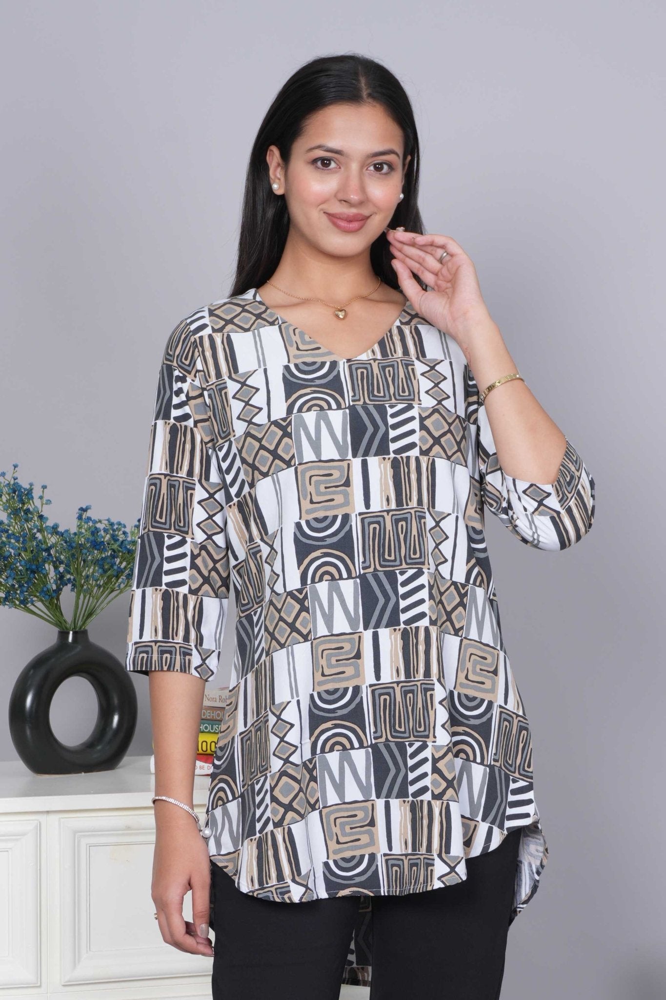 Dark green sweet heart neck printed rayon flare top [100% Rayon] - Printed sweet heart neck top