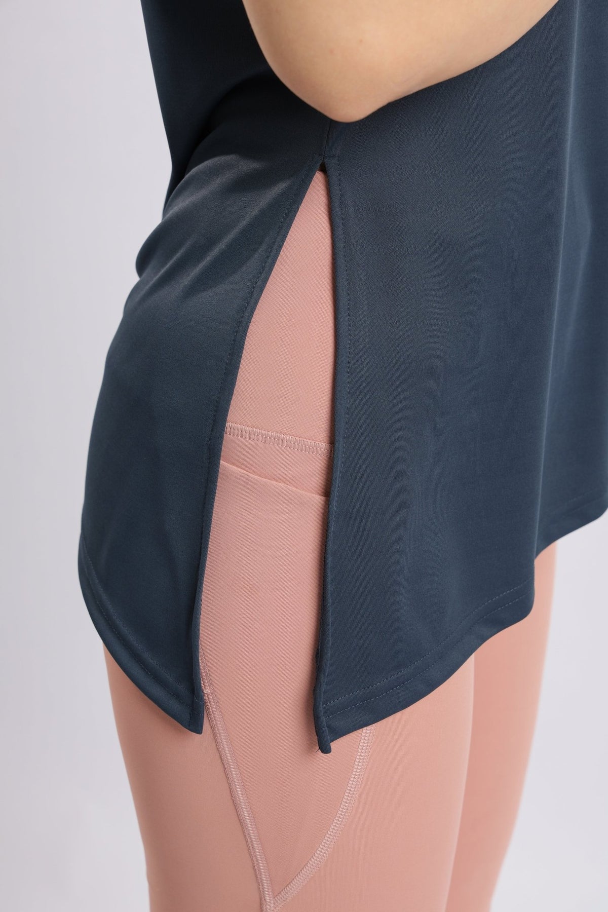 Dark grey active drape flow vest -Active drape flow vest
