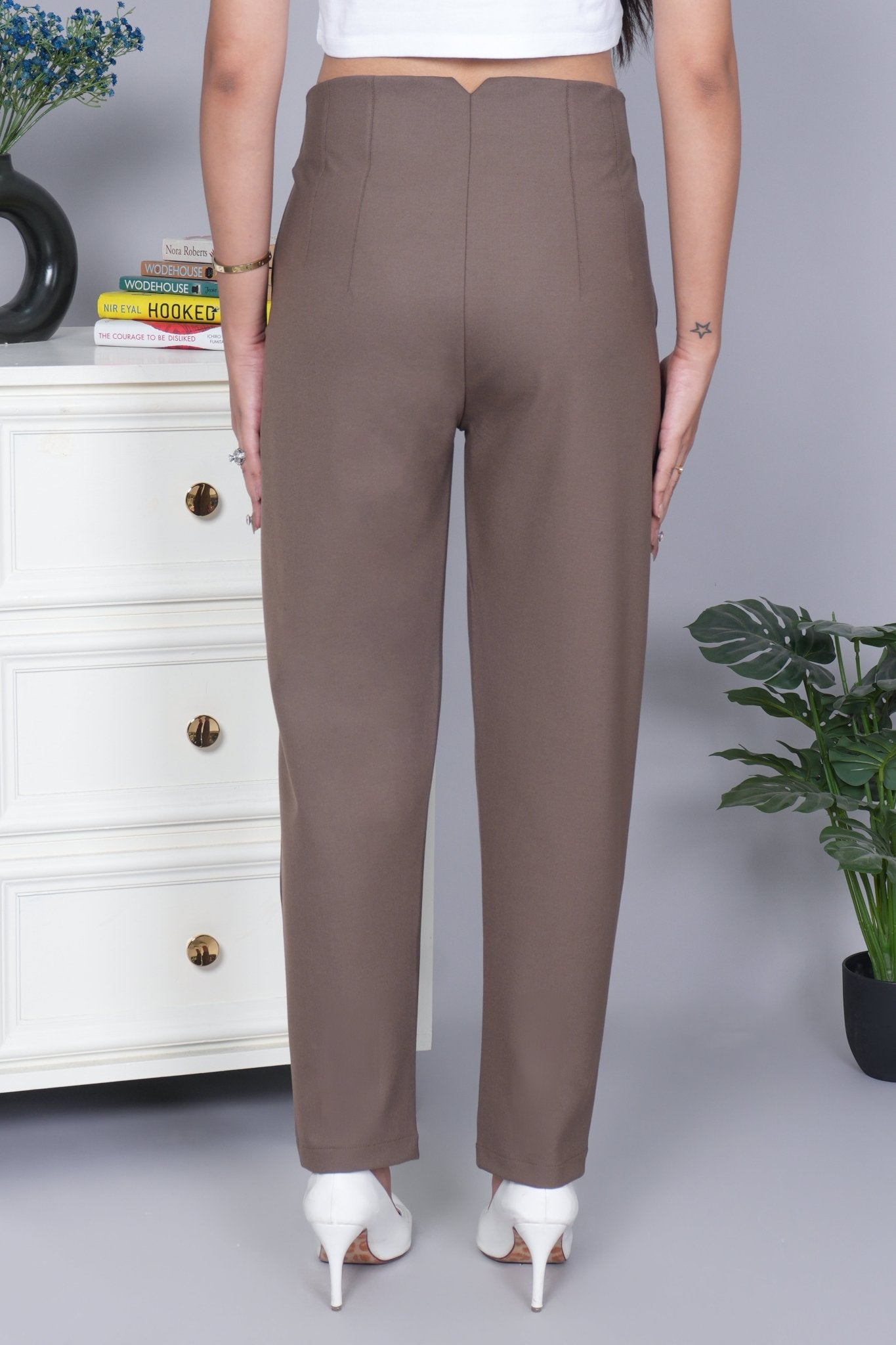 Espresso high waist pleated pant with spandex [Straight fit] - High waist pleated pant