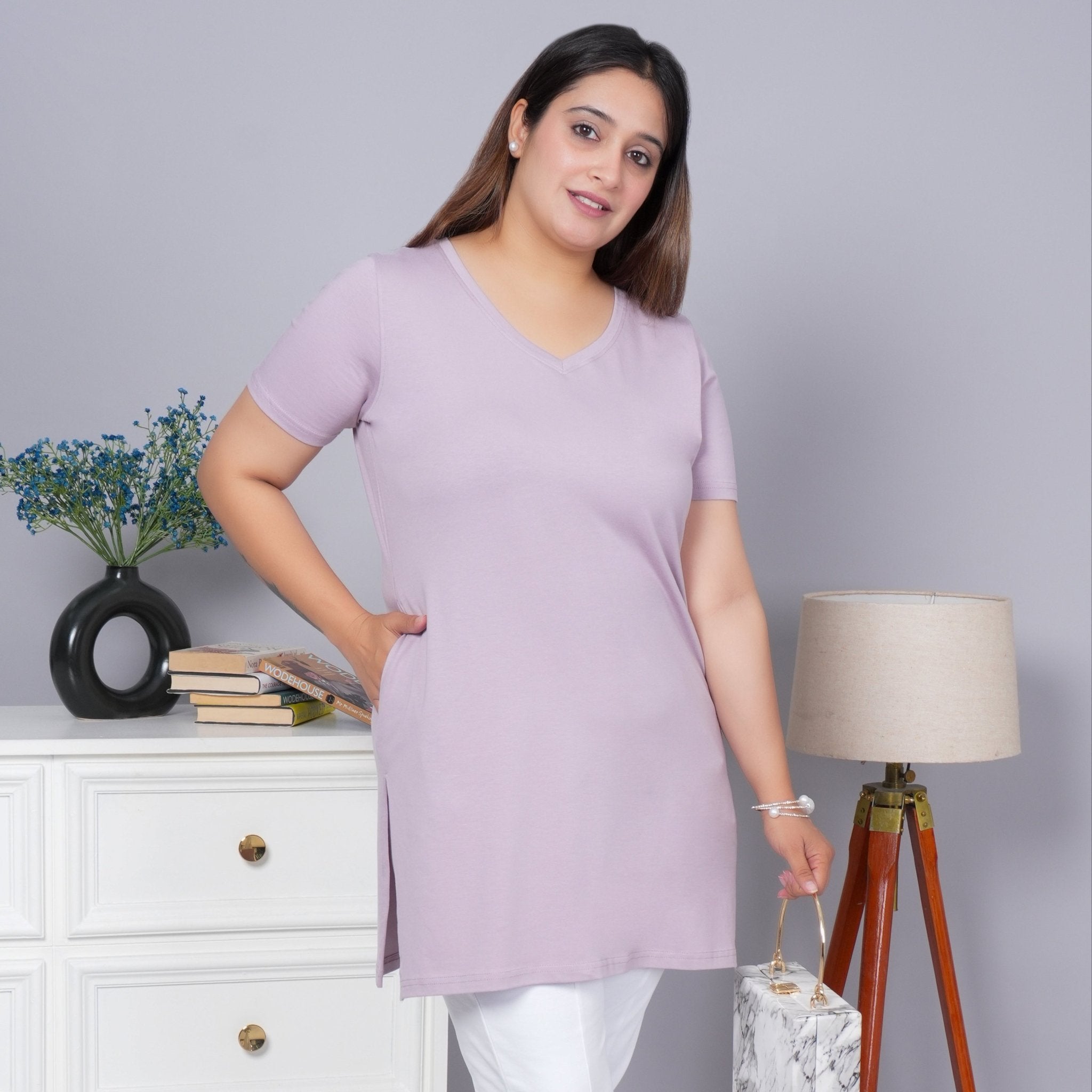 Lilac long v neck cotton lycra t-shirt with pockets - Long cotton t-shirt