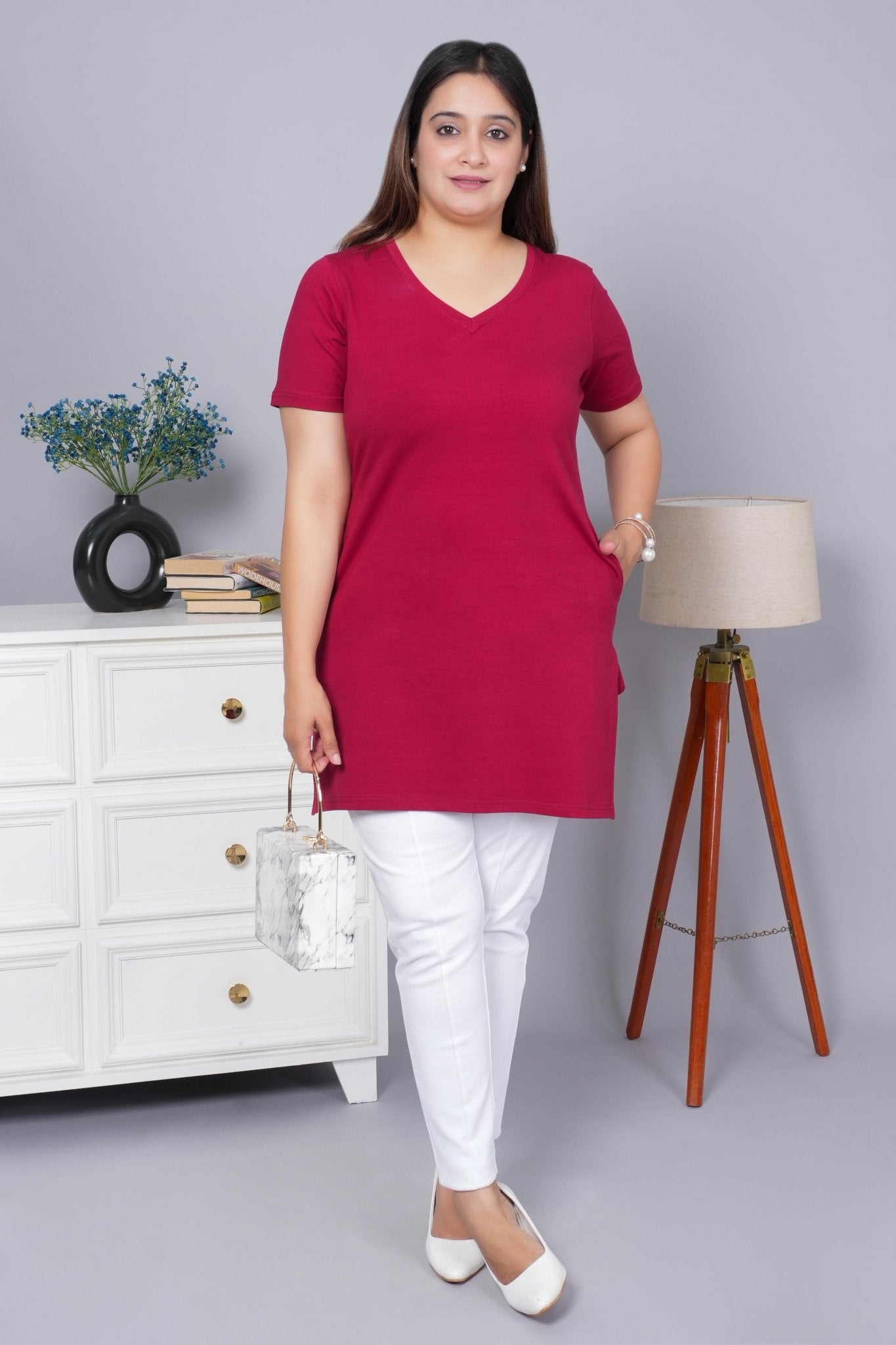 Maroon long v neck cotton lycra t-shirt with pockets - Long cotton t-shirt