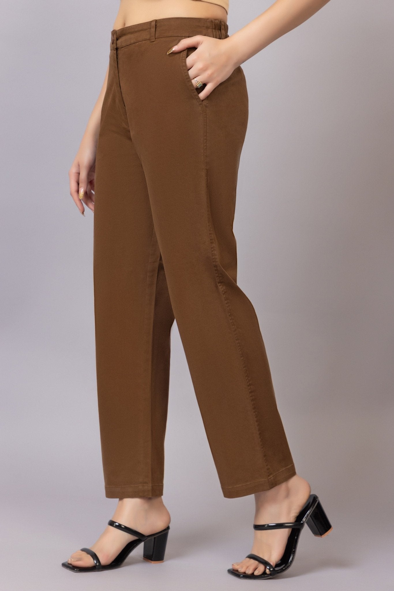 Olive chinos pants with extra comfort. [100% USA HQ Cotton Lycra] - Chinos
