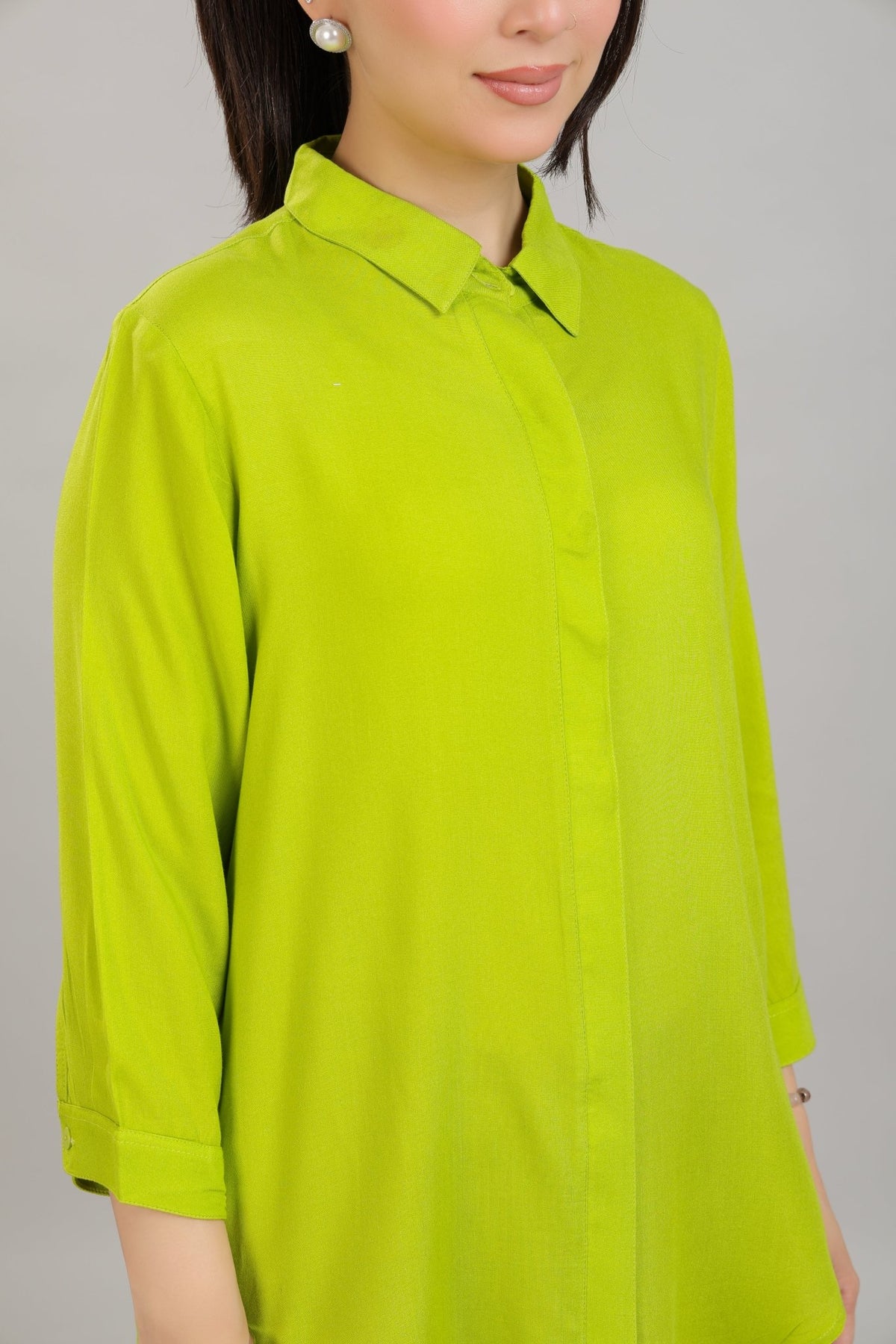 Parrot green long hemline shirt [ 100% Rayon, Liva Certified ] -Long hemline shirt
