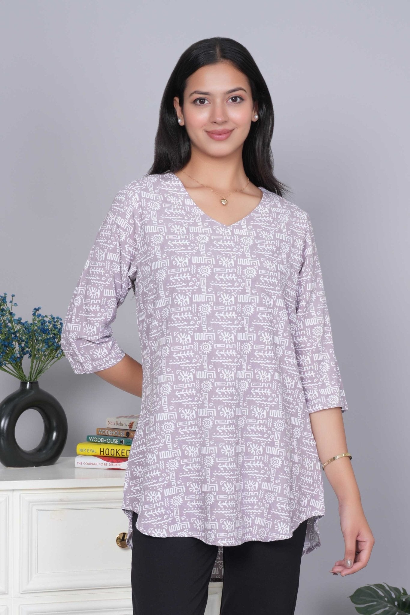 Peach sweet heart neck printed rayon flare top [100% Rayon] - Printed sweet heart neck top
