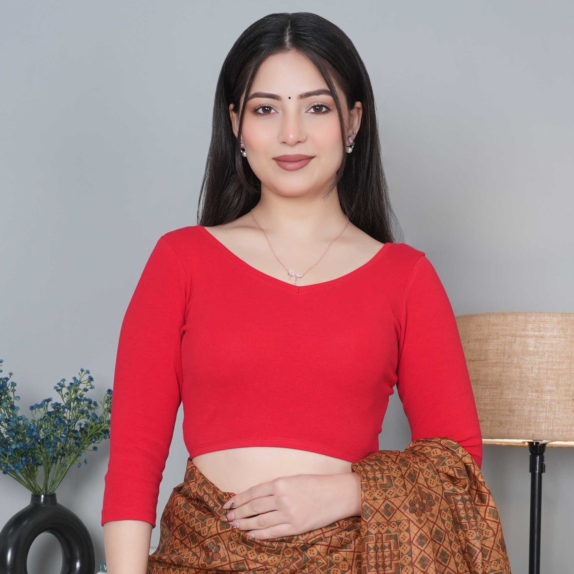 The Freya Ribbed V-Neck 3/4 Sleeve Blouse