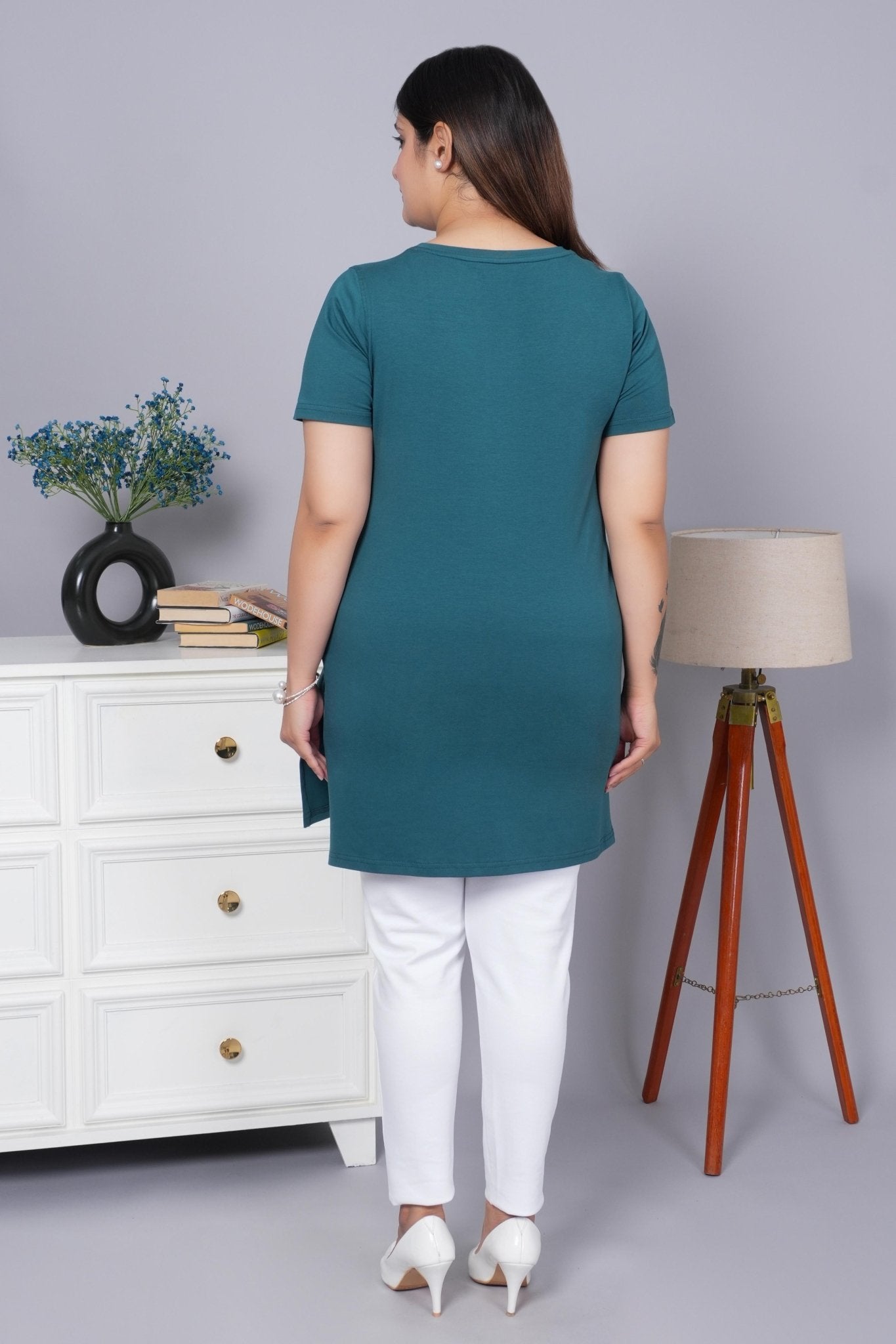 Teal long v neck cotton lycra t-shirt with pockets - Long cotton t-shirt
