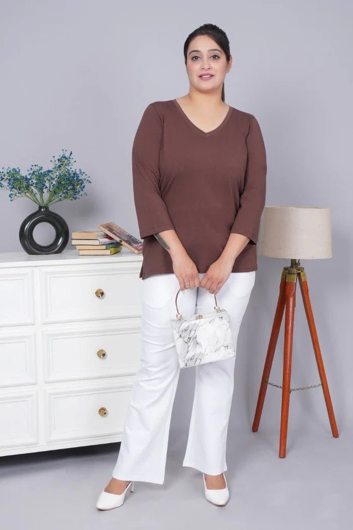 V - neck 3/4 sleeve t-shirt - Medium