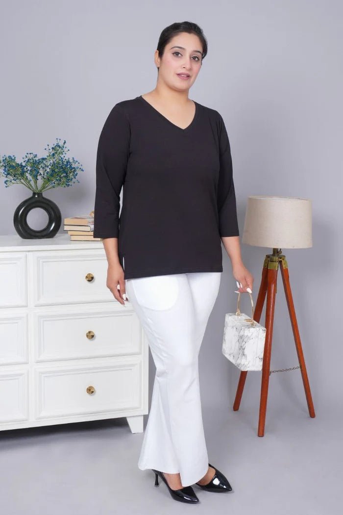 V - neck 3/4 sleeve t-shirt - Medium