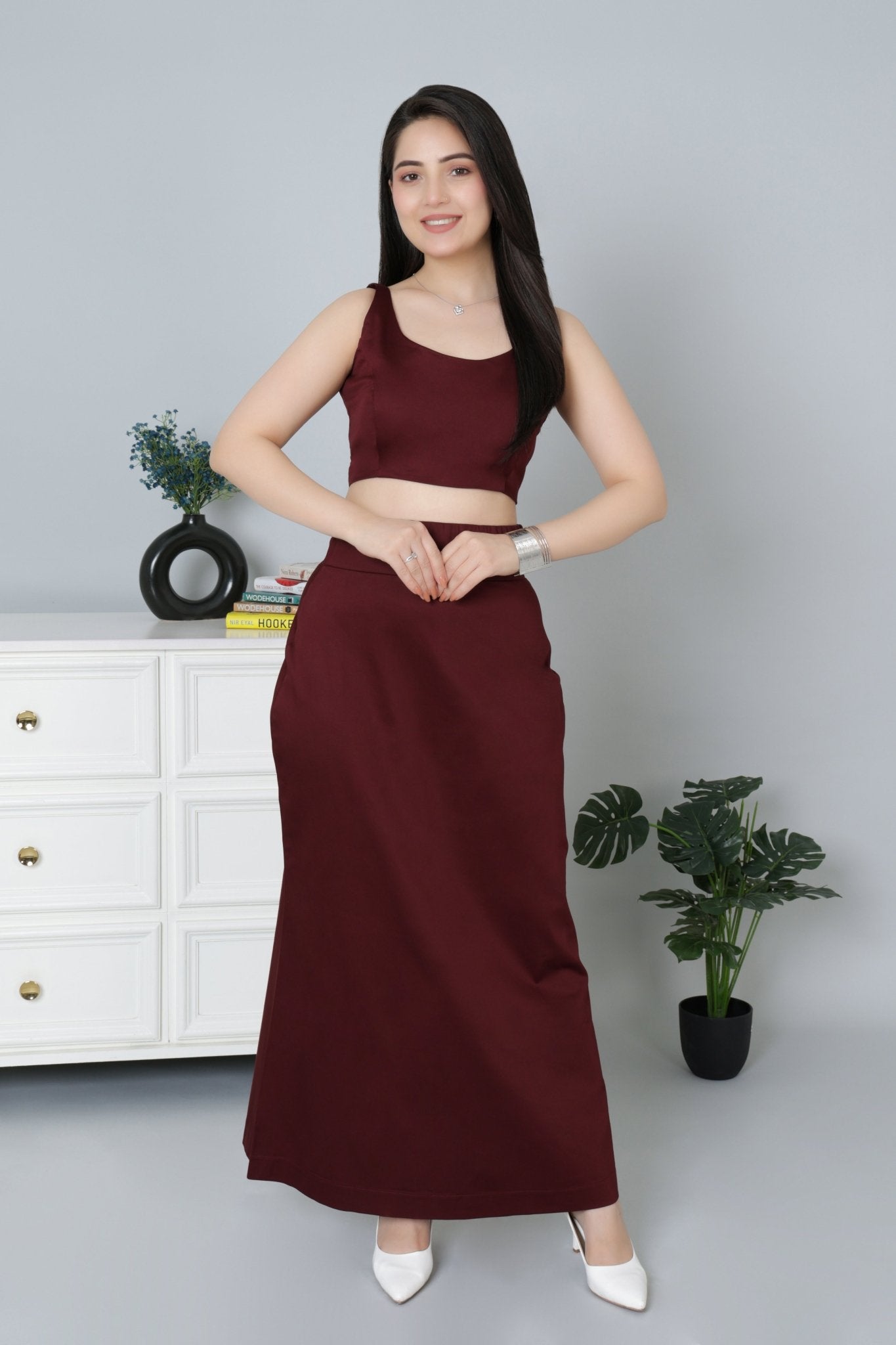 Wine saree shaper made from premium cotton - Saree shaper